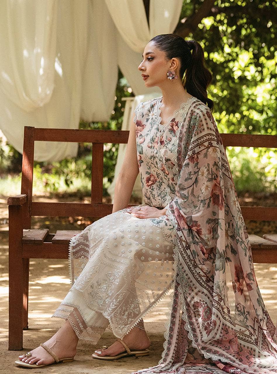img_zainab_chottani_lawn_24_awwal_boutique