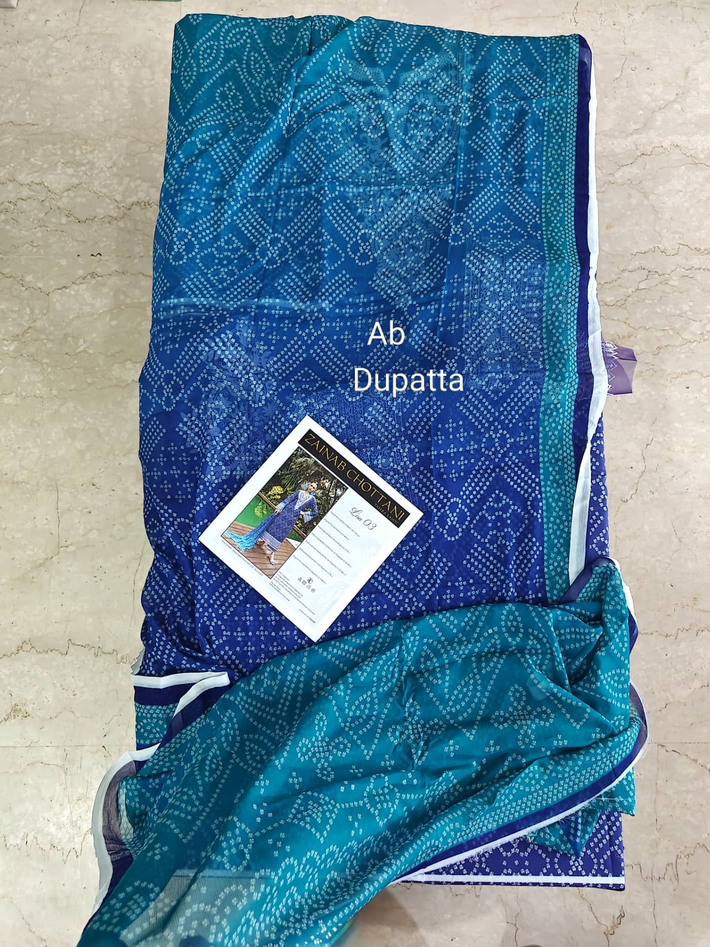 Sale‼️Zainab Chottani Tahra Lawn/Lisa