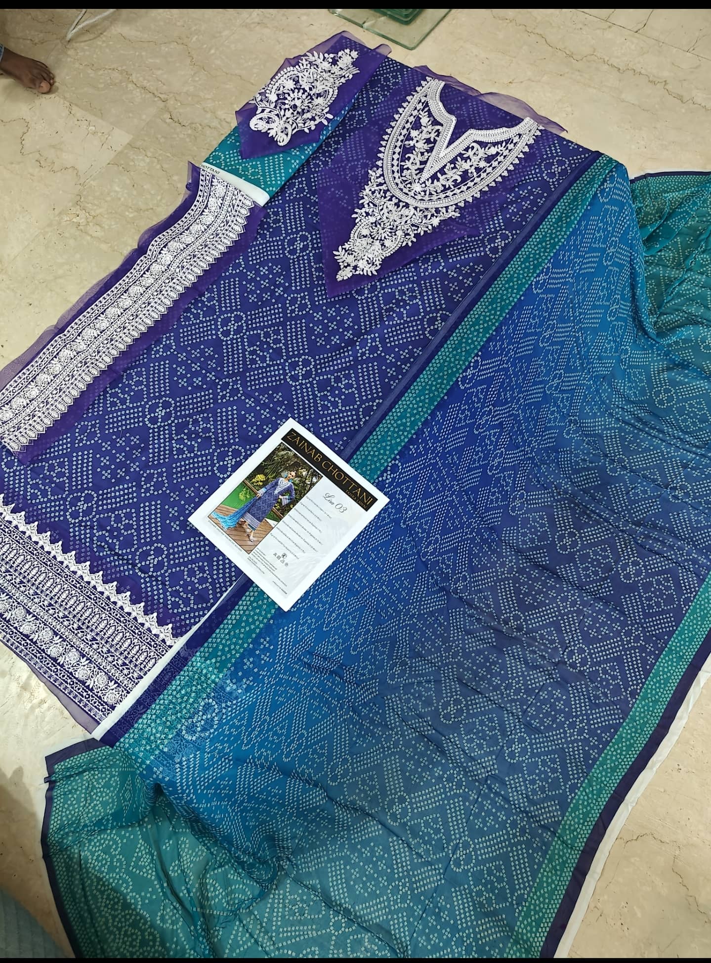 Sale‼️Zainab Chottani Tahra Lawn/Lisa