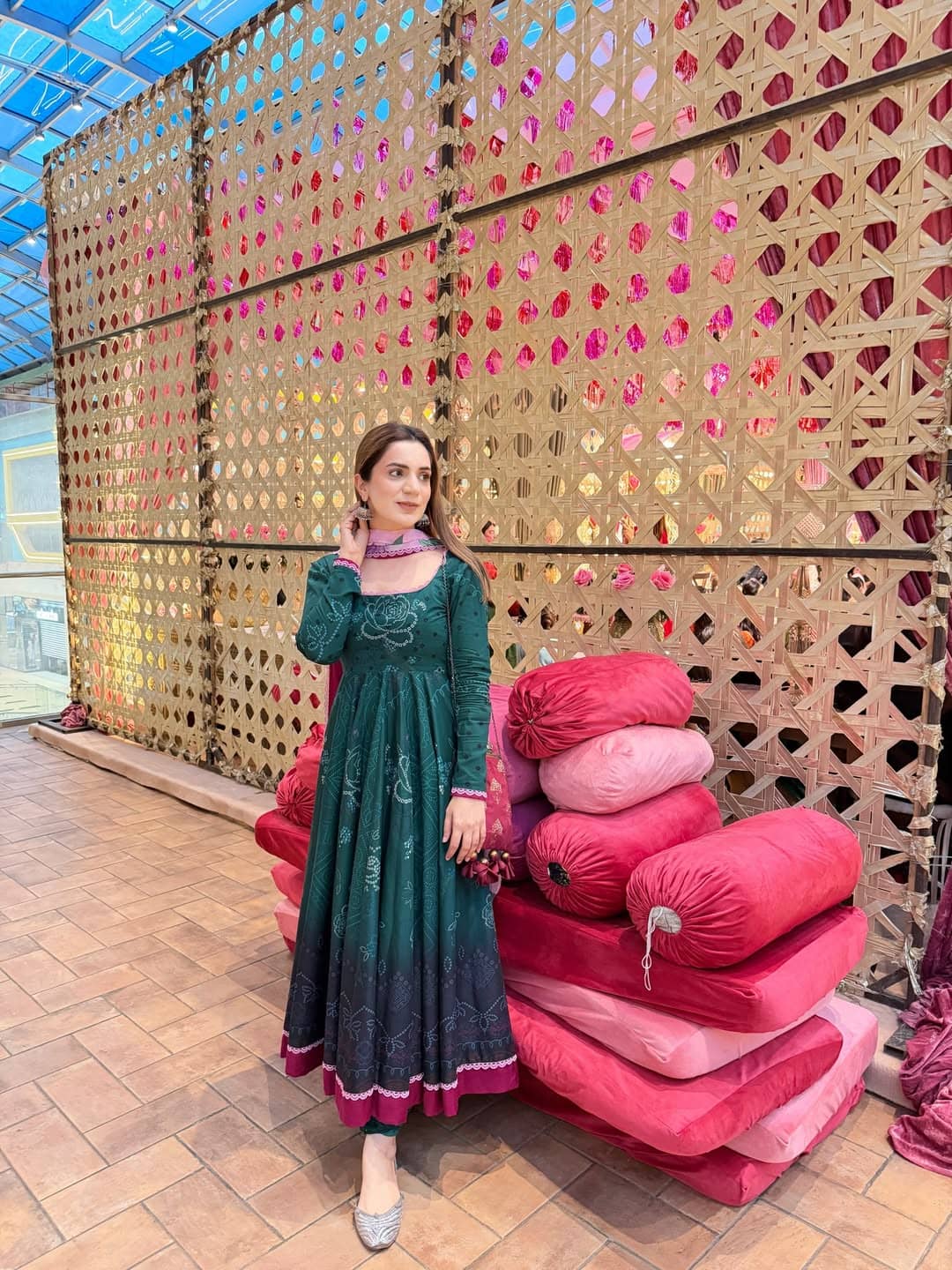 img_zara_shahjahan_anarkali_lawn_awwal_boutique