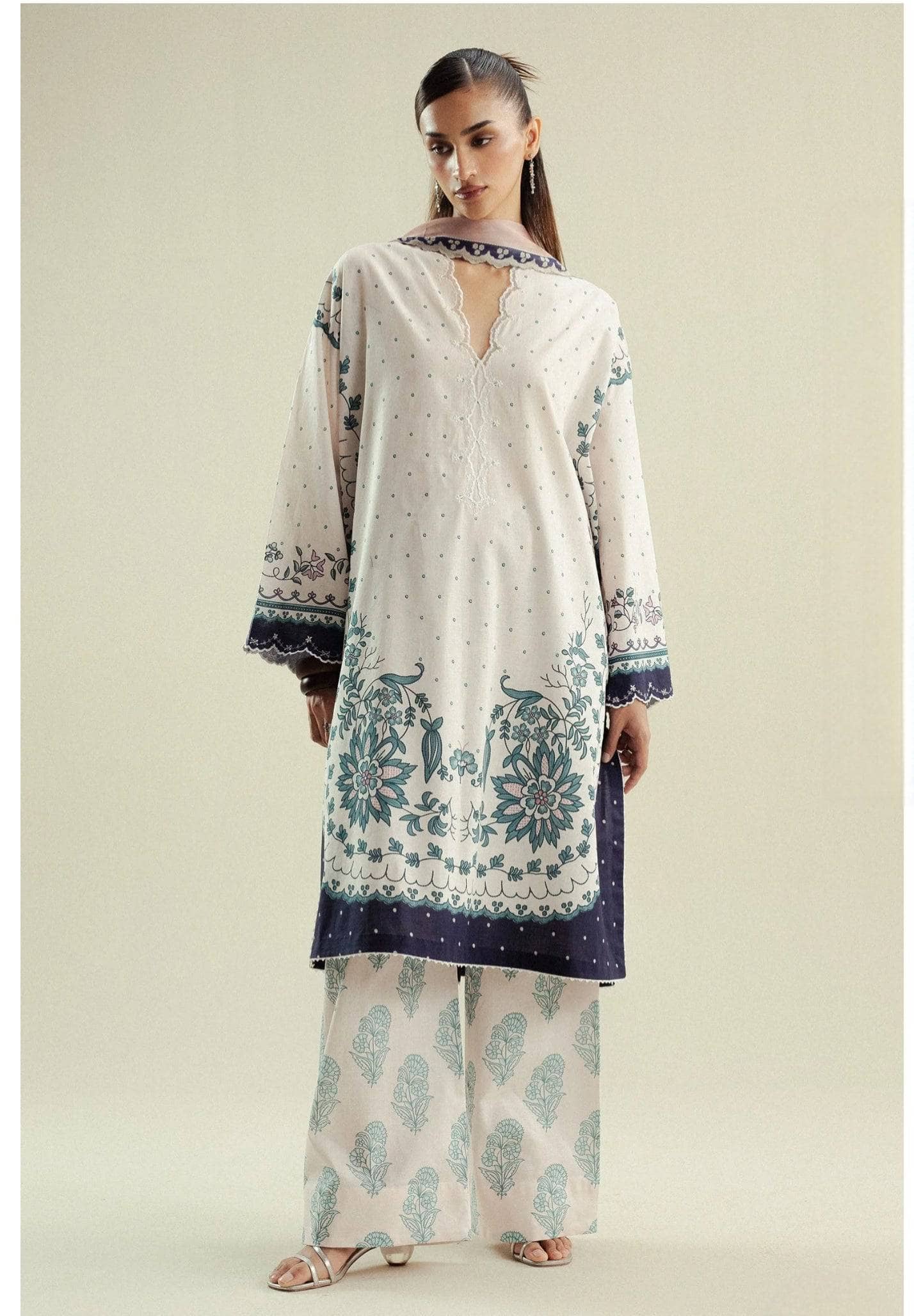 Zara Shahjahan Coco Prints 25/Fall Edit/Muse-2B/Pearl White Tea Pink