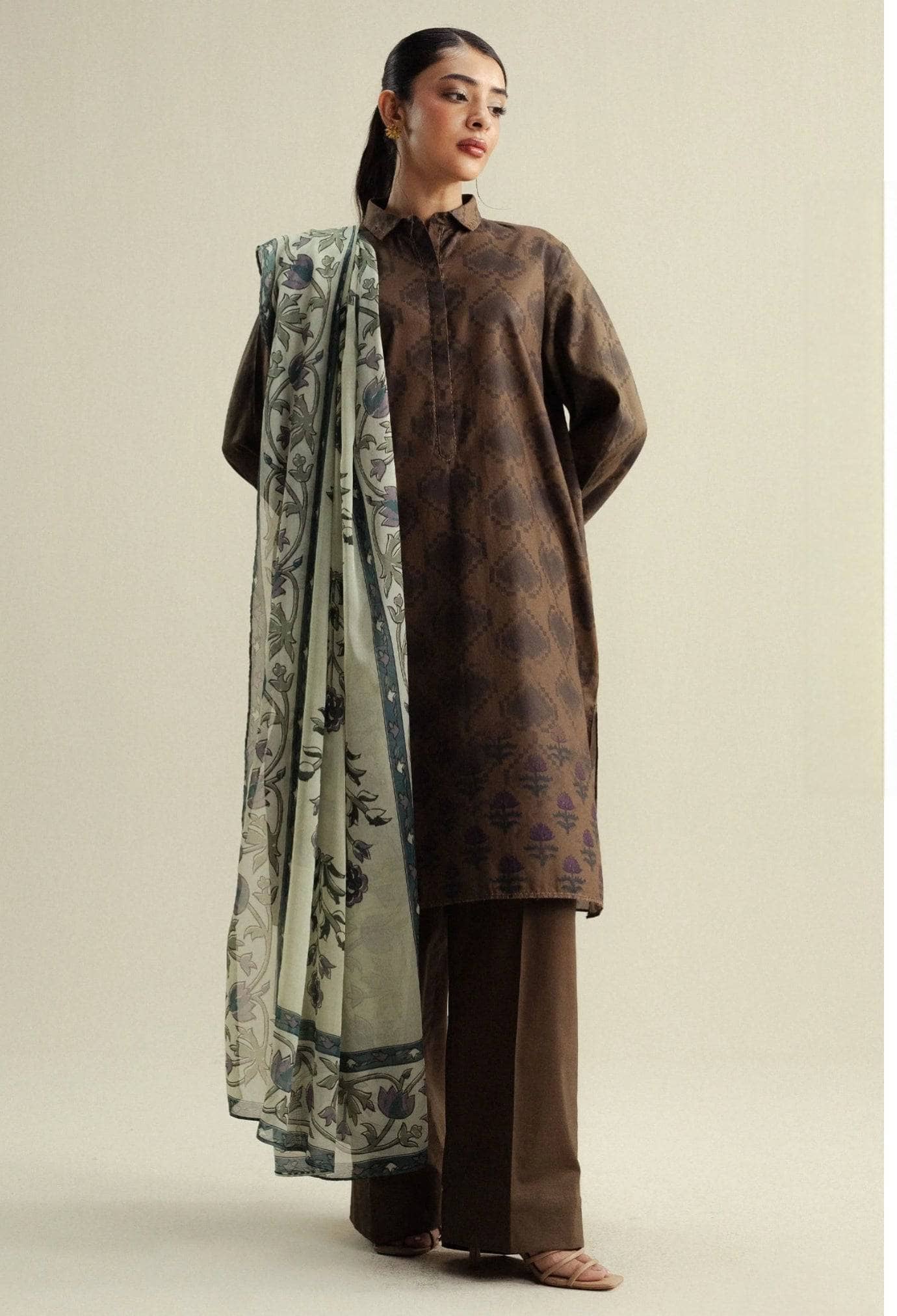 img_coco_fall_edit_zara_shahjahan_awwal_boutique