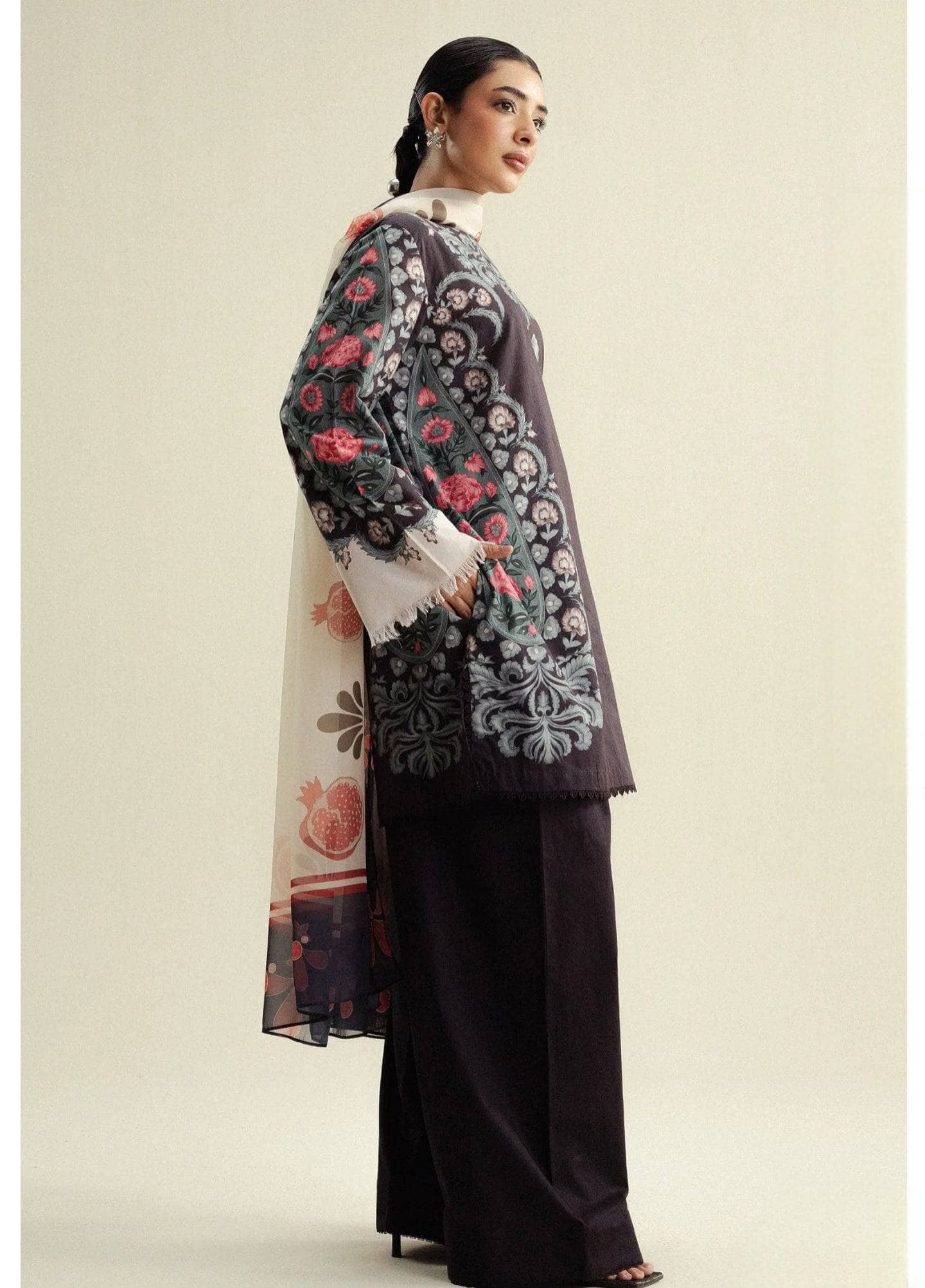 img_coco_fall_edit_zara_shahjahan_awwal_boutique