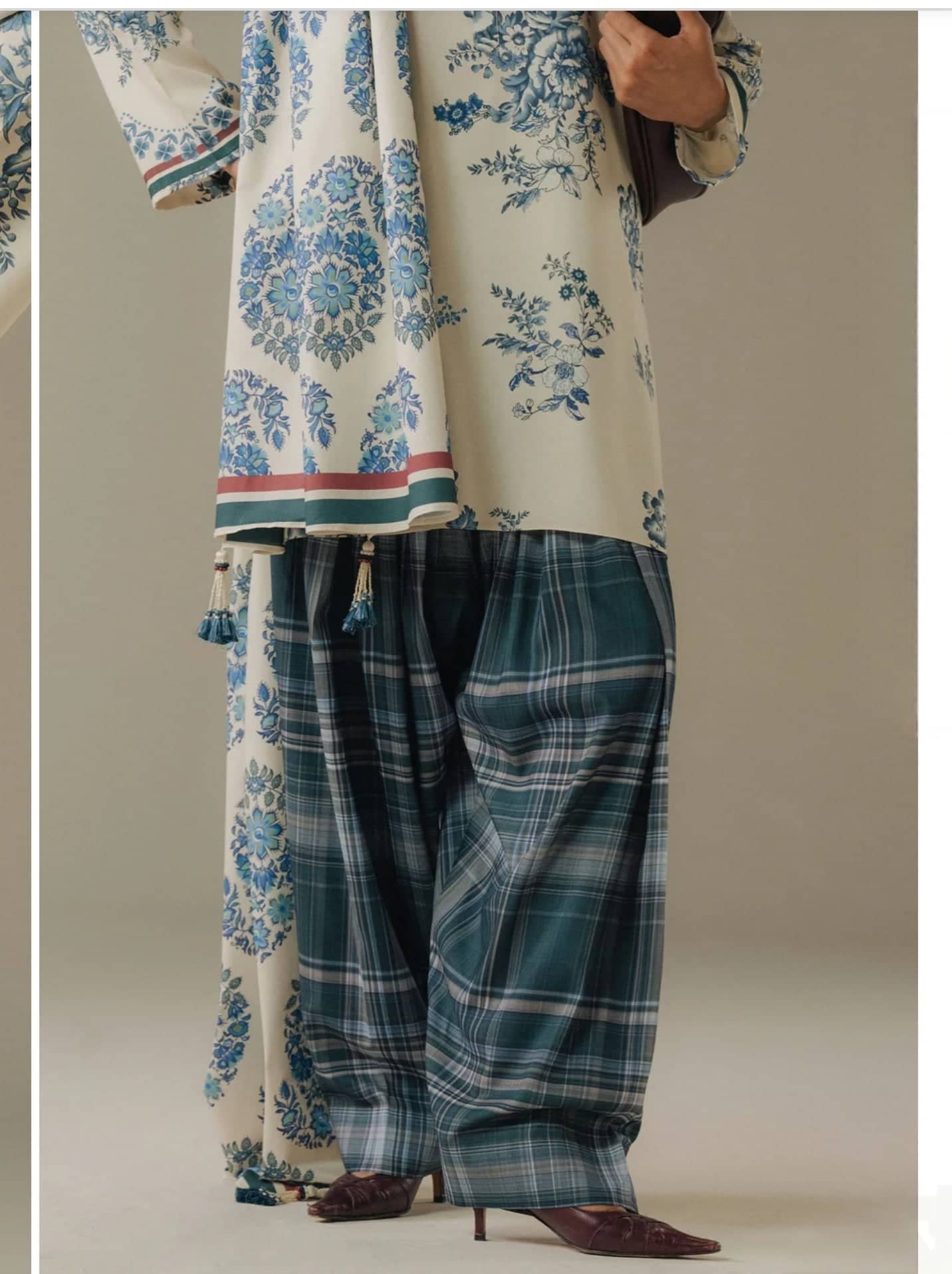 Zara Shahjahan Coco Fall Edit Lawn Pakistani Suits Zara Shahjahan Coco Prints 25/Vol 5/Hushed Ember/6A