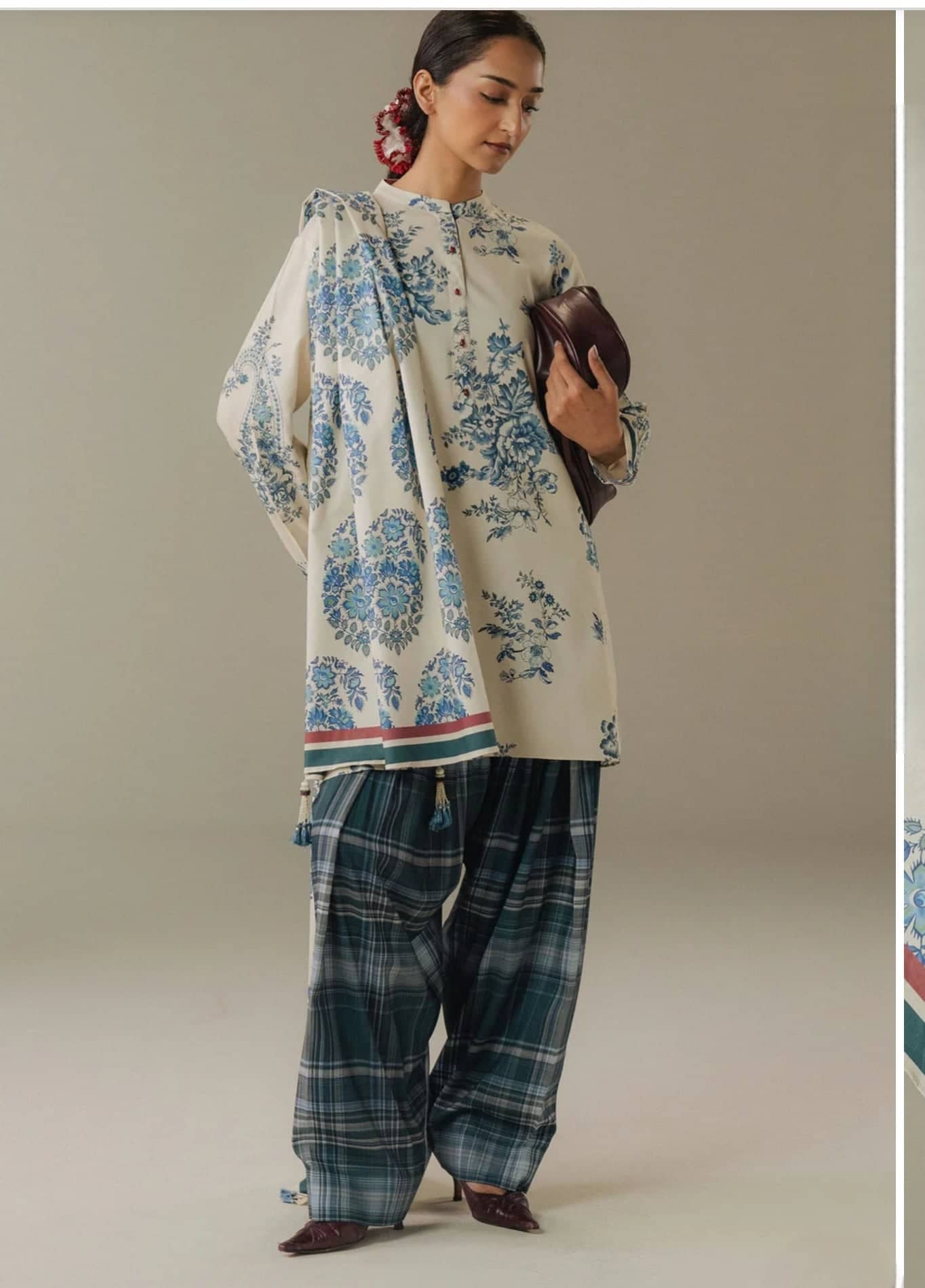 Zara Shahjahan Coco Fall Edit Lawn Pakistani Suits Zara Shahjahan Coco Prints 25/Vol 5/Hushed Ember/6A