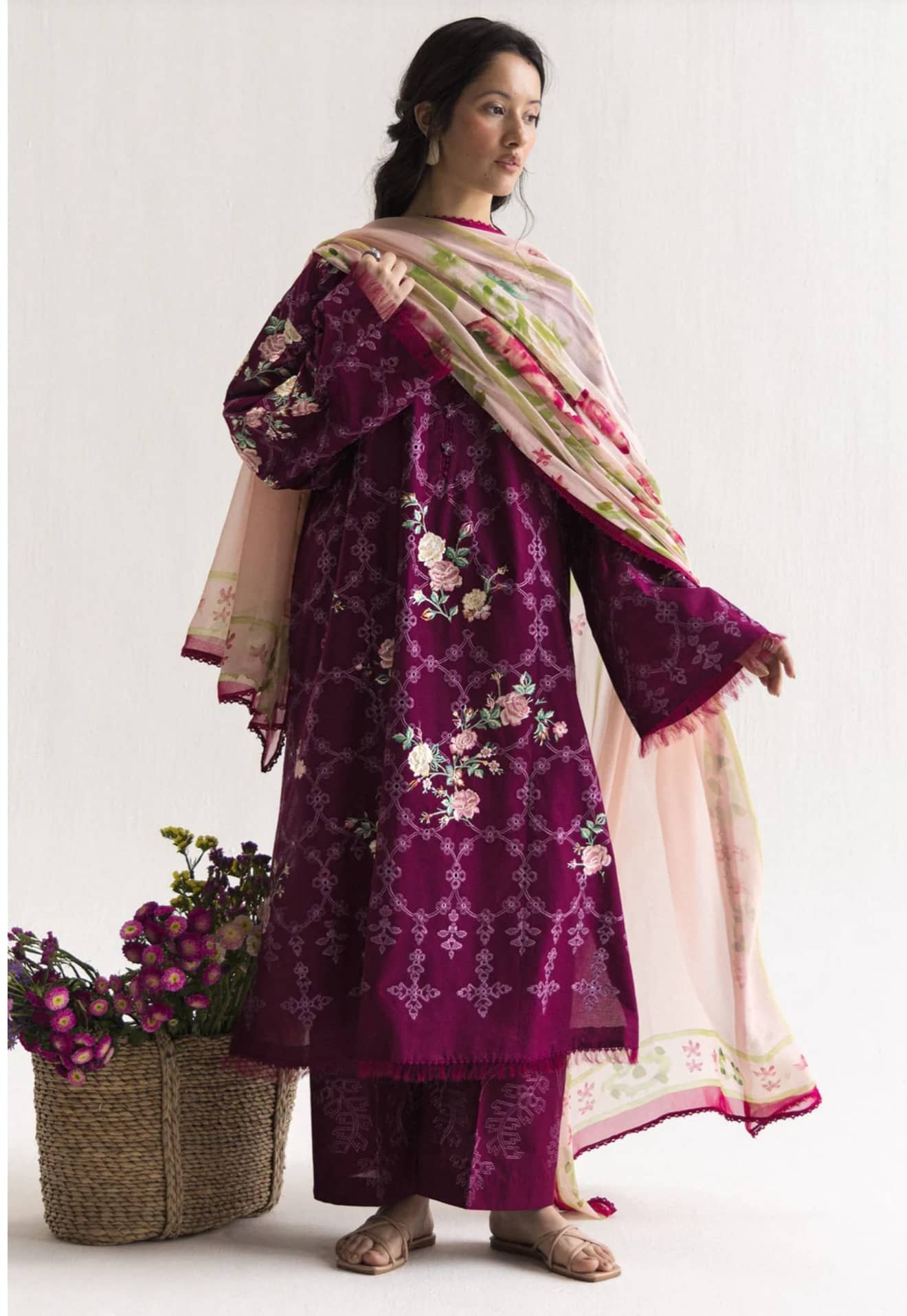 img_zara_shahjahan_coco_lawn_awwal_boutique