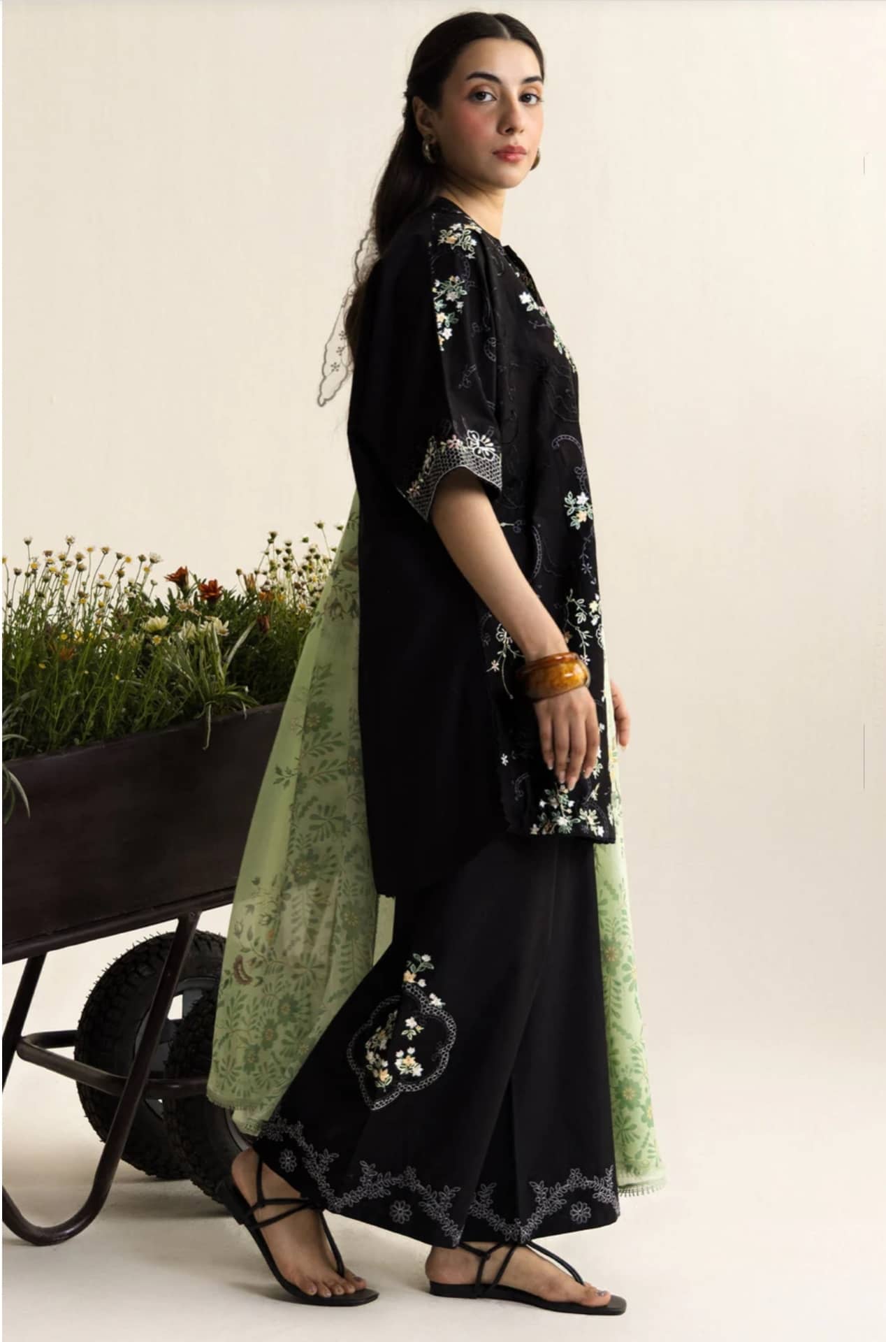 Zara Shahjahan Coco Lawn 26/Vol 2/Eira-10-A