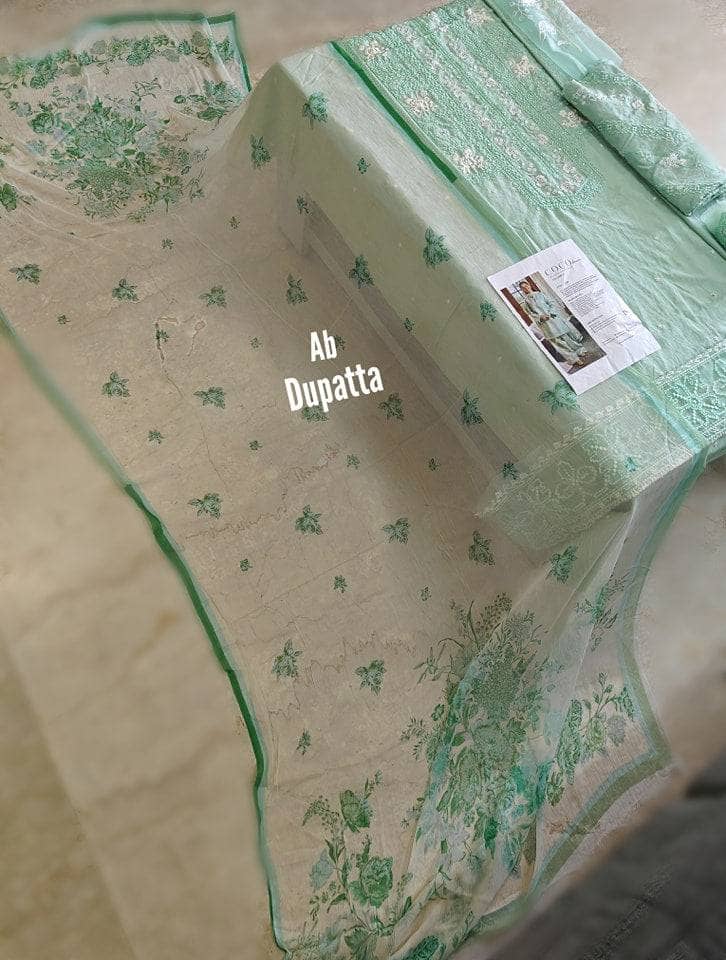 img_zara_shahjahan-coco_lawn_awwal_boutique