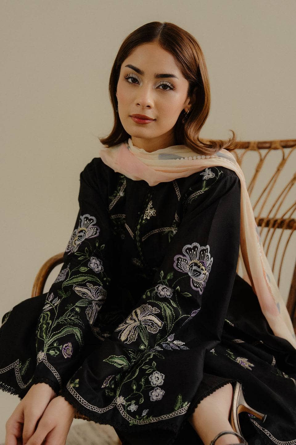 Coco Edit 2/Black/Tara-8A/Chiffon Dupatta