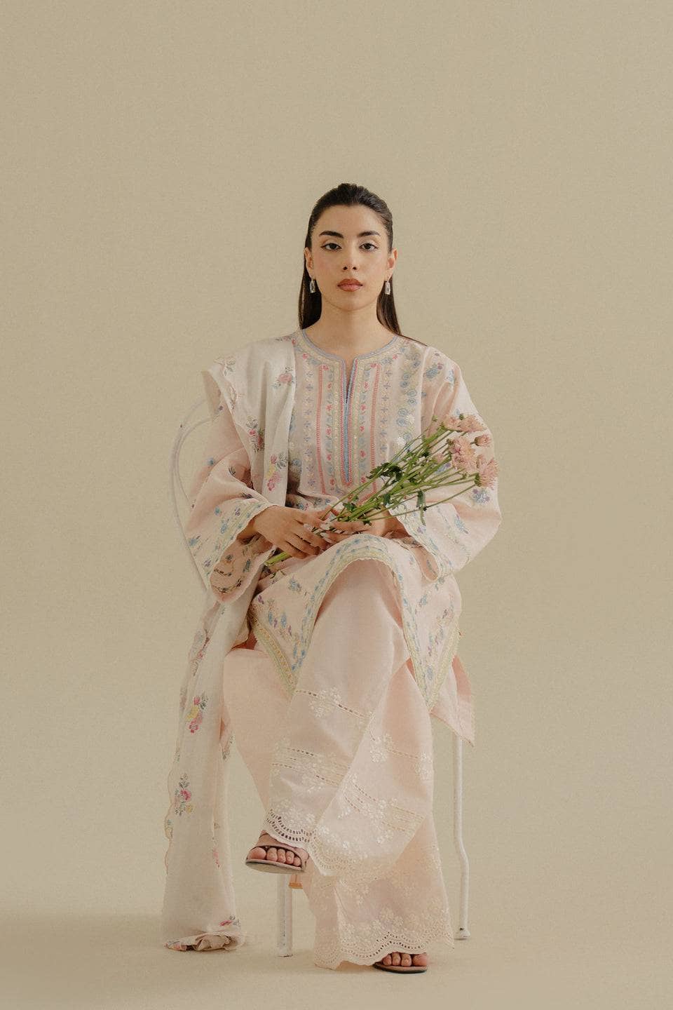 img_zara_shahjahan_coco_edit_2_awwal_boutique