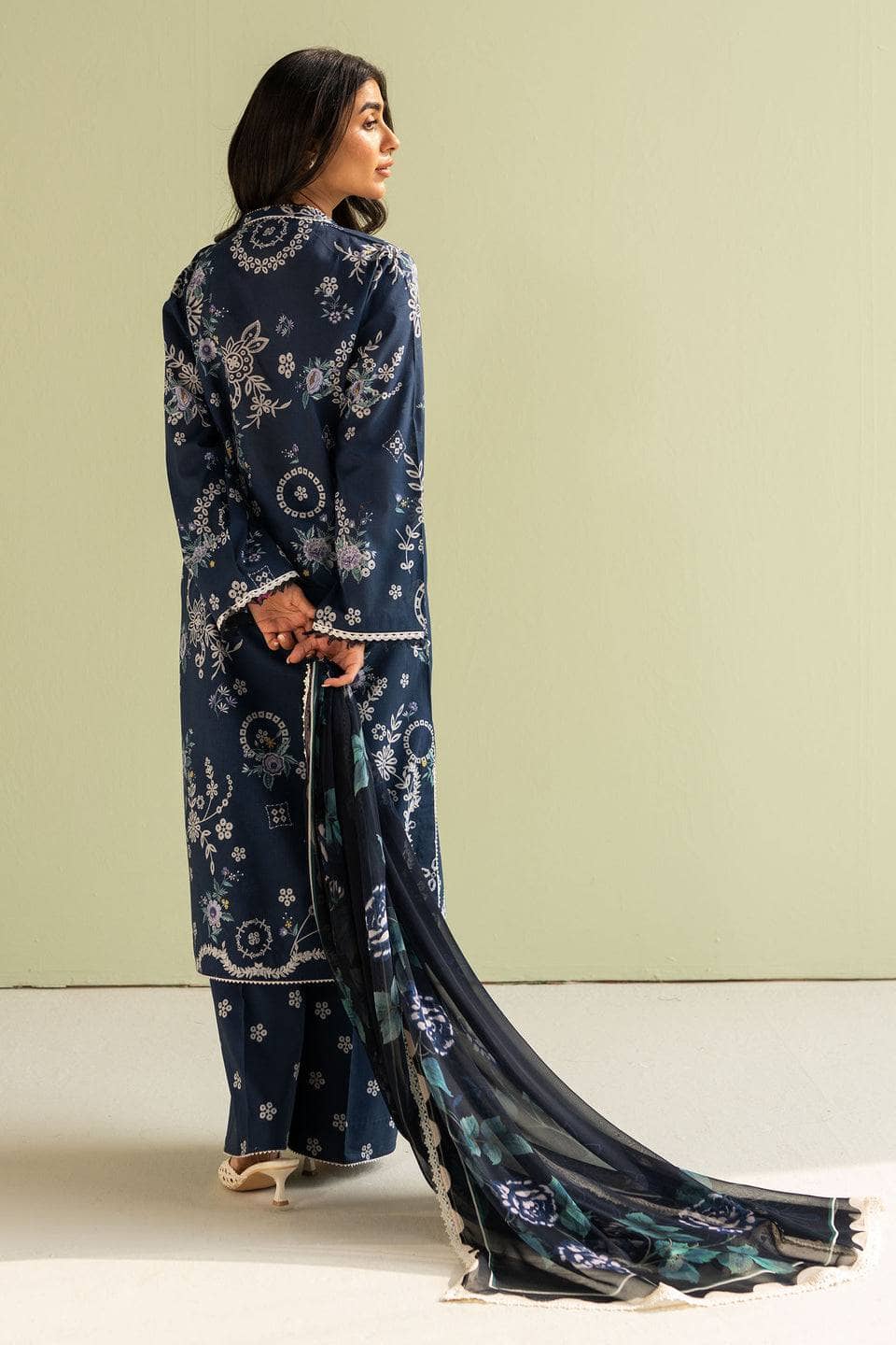 Zara Shahjahan Coco Prints Lawn Pakistani Suits Restocked/Zara Shahjahan Coco Prints 25/Nora-8A/Chiffon Dupatta/