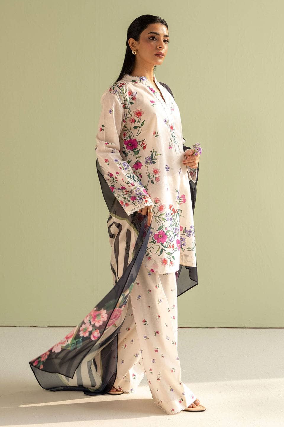 Zara Shahjahan Coco Prints Lawn Pakistani Suits Restocked/Zara Shahjahan Coco Prints 25/Reena-4B/Silk Dupatta