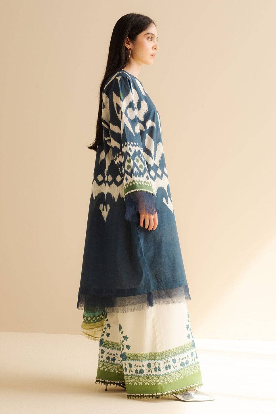 img_coco_prints_by_zara_shahjahan_awwal_boutique
