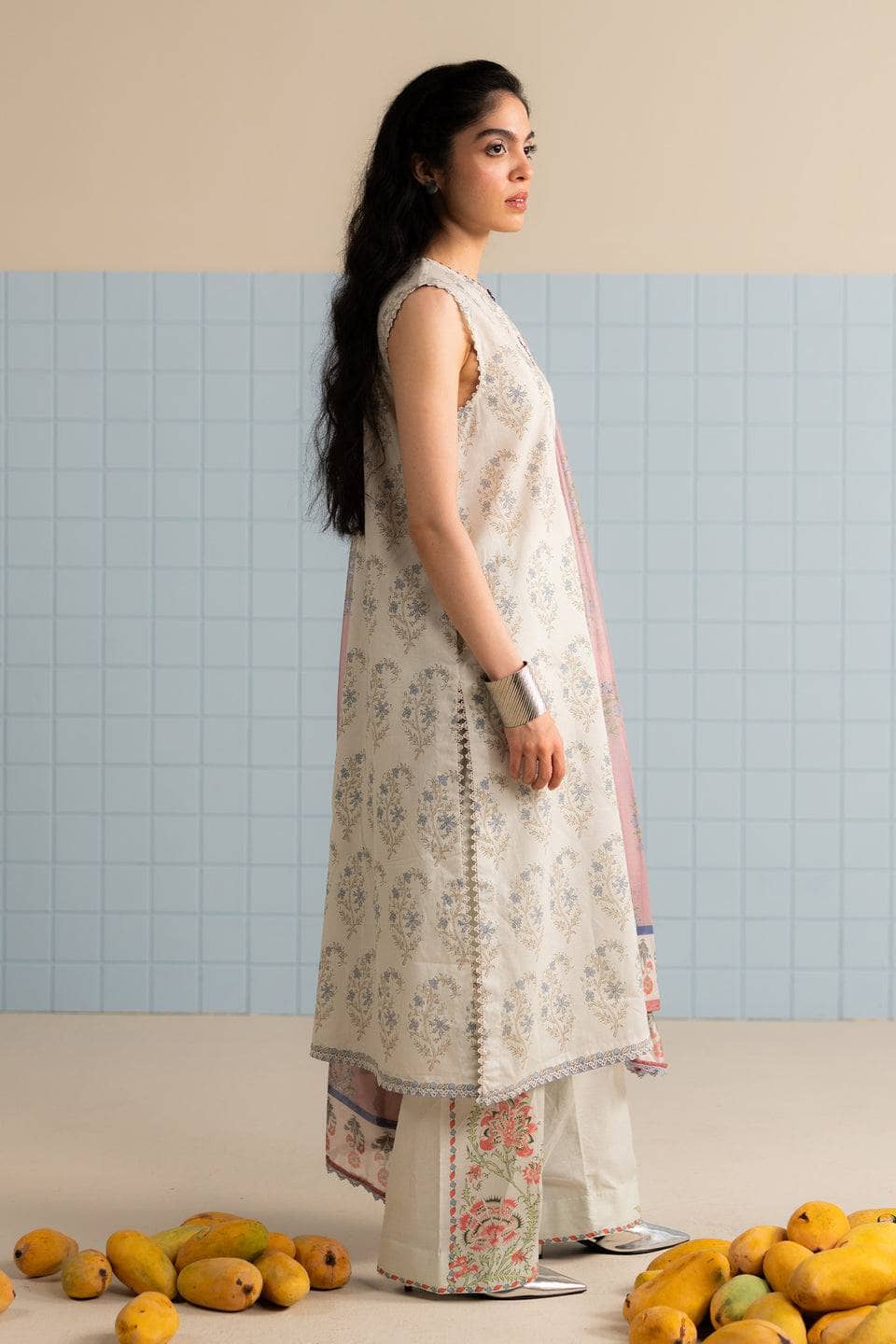 img_zara_shahjahan_coco_prints_awwal_boutique