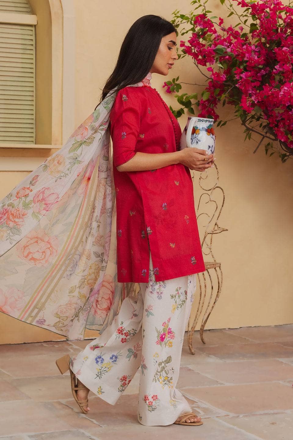 img_zara_shahjahan_coco_prints_awwal_boutique