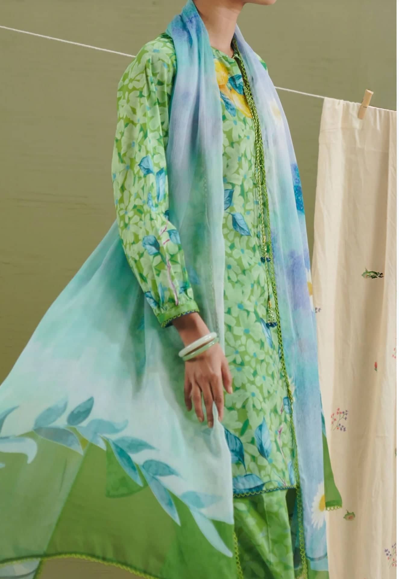 img_coco_prints_lawn_awwal_boutique