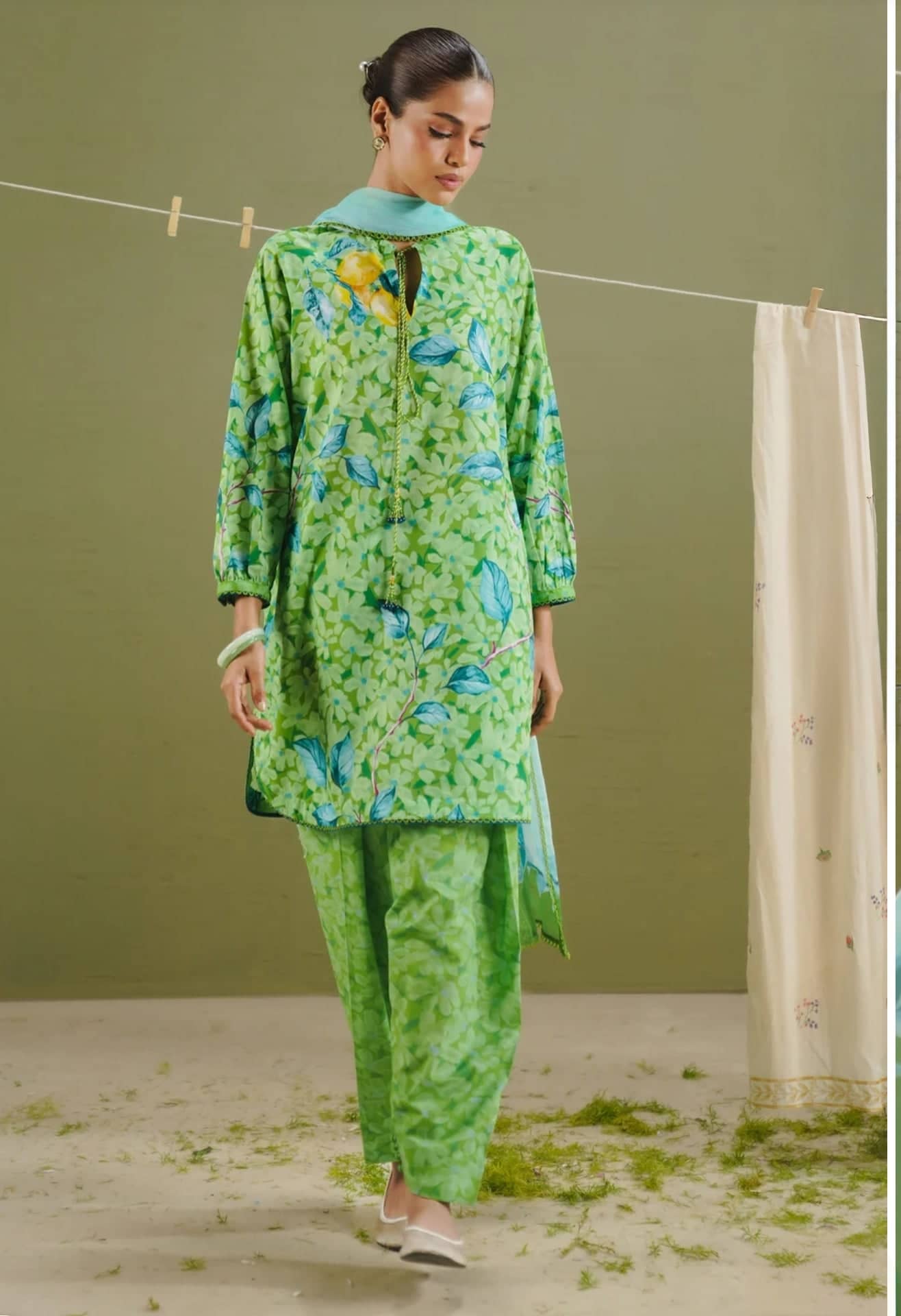img_coco_prints_lawn_awwal_boutique