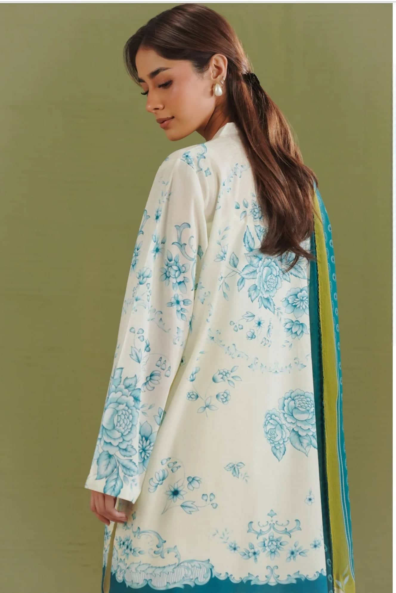 Restocked/Zara Shahjahan 26 Drop 1/Riya 2A/Off white Blue/Chiffon Dupatta