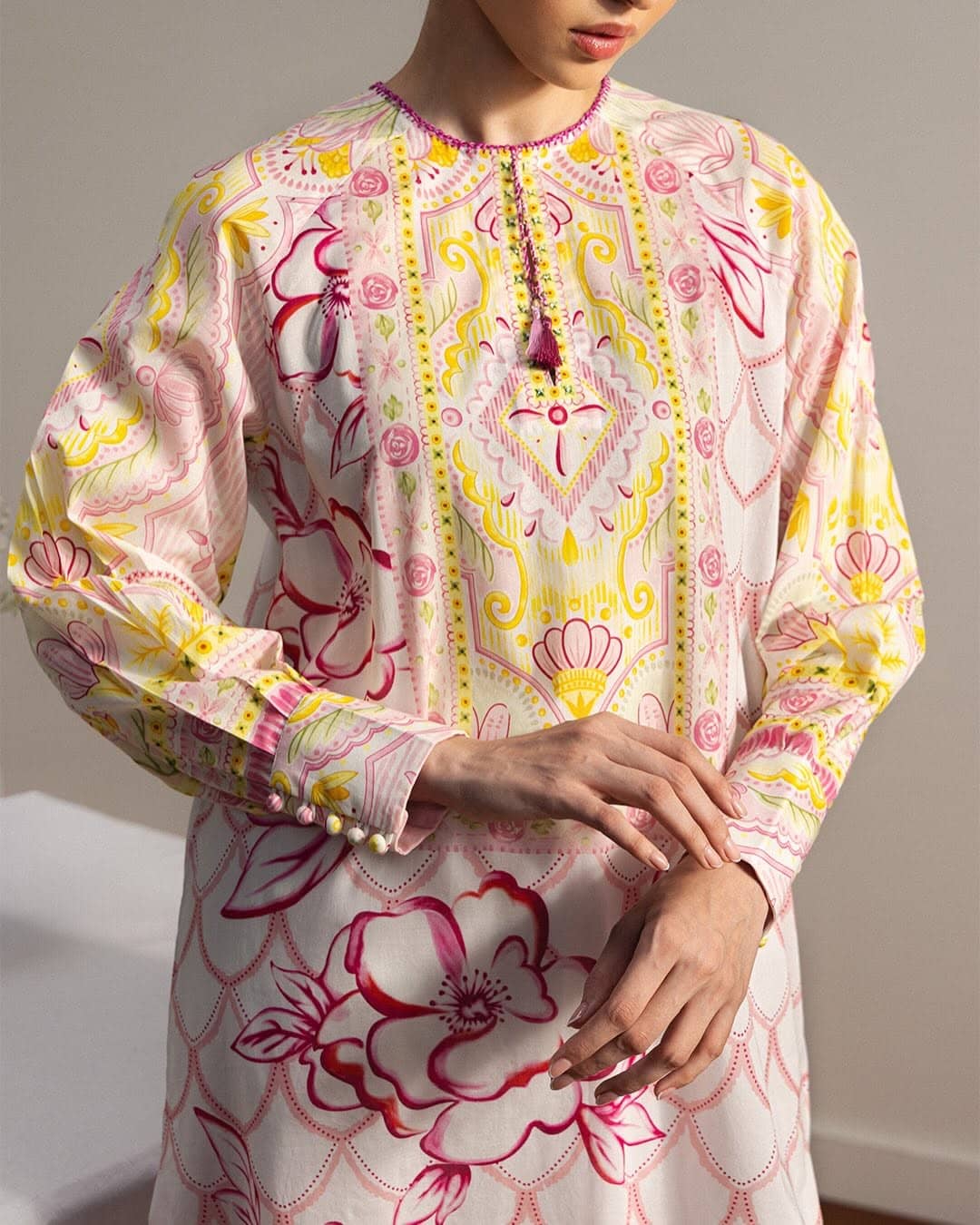 img_zara_shahjahan_coco_prints_awwal_boutique