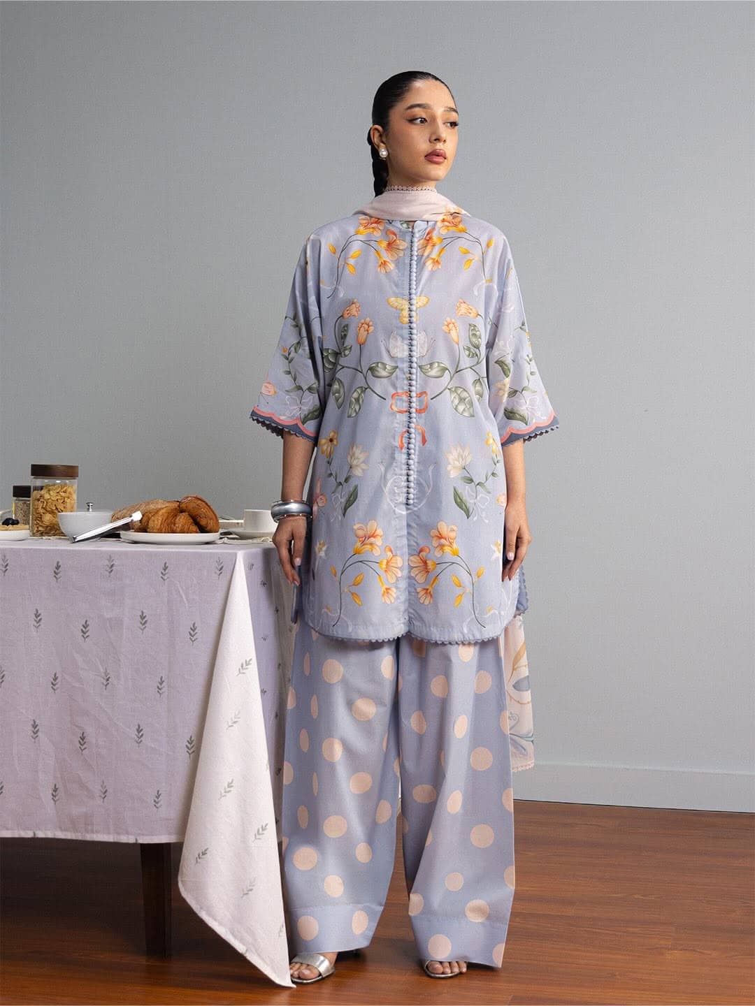 img_zara_shahjahan_coco_prints_awwal_boutique