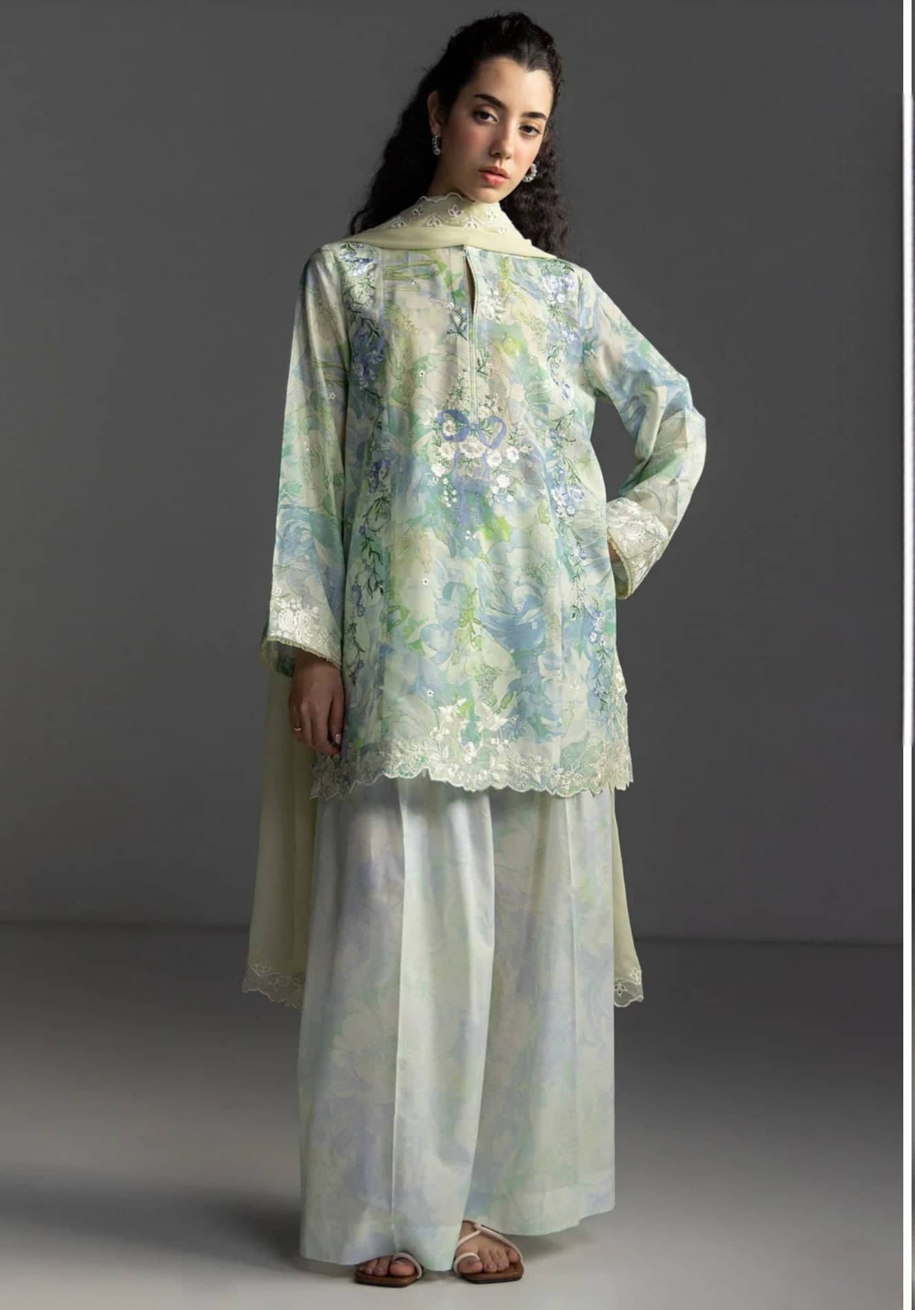 img_coco_lawn_by_zara_shahjahan_awwal_boutique