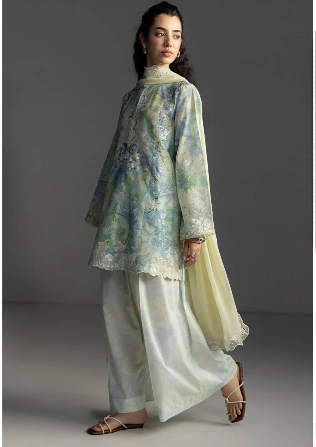 Restocked/Zara Shahjahan Coco Lawn 26/Aira-6A