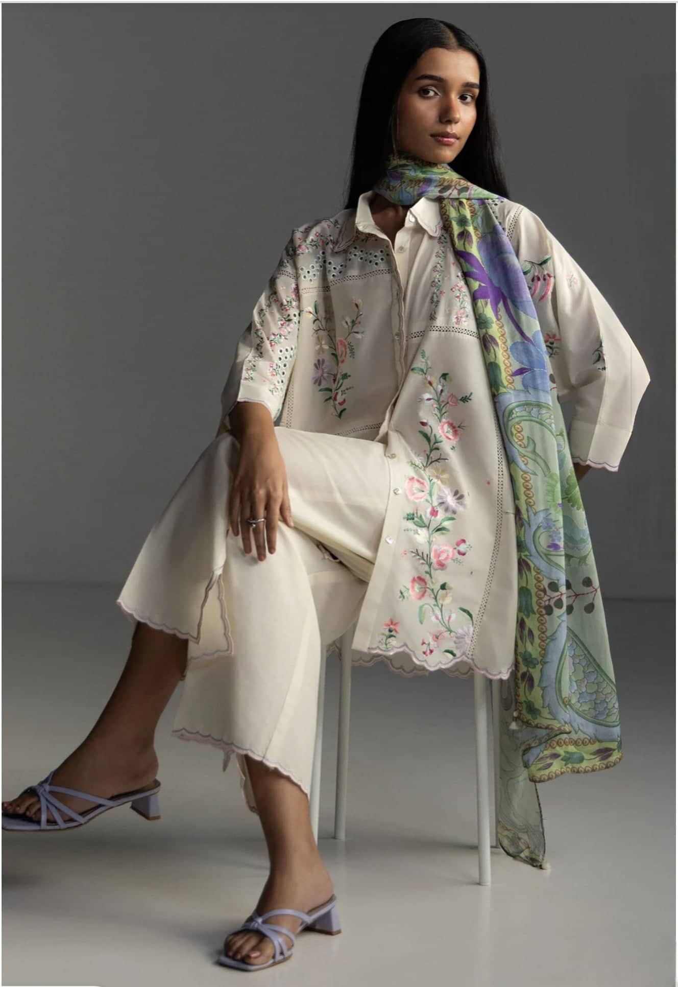 img_coco_lawn_by_zara_shahjahan_awwal_boutique