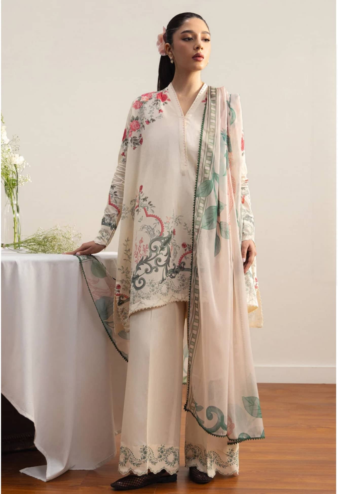 img_zara_shahjahan_coco_prints_awwal_boutique