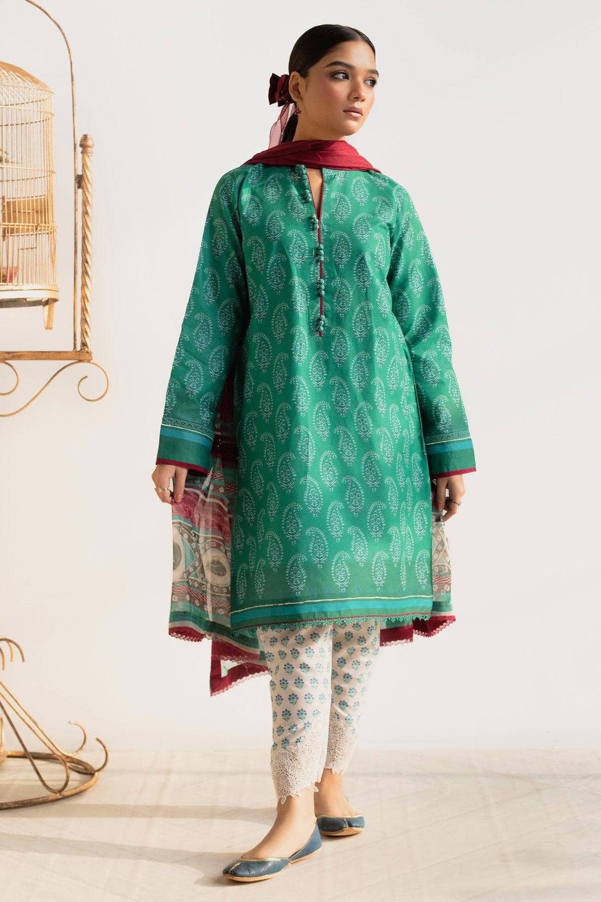 img_zara_shahjahan_coco_prints_awwal_boutique