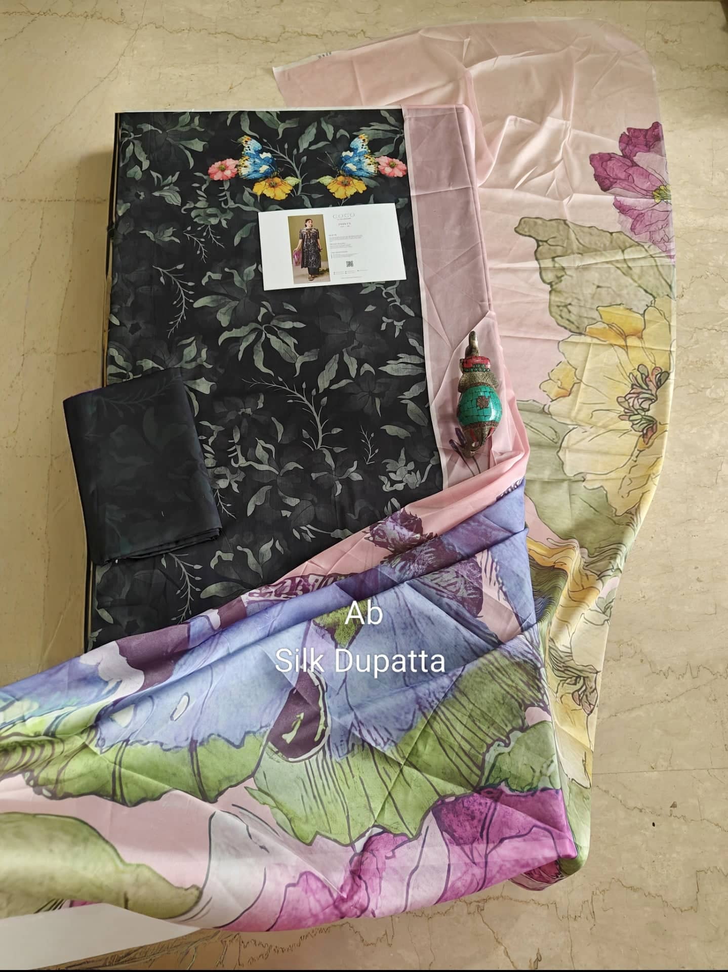 img_zara_shahjahan_coco_prints_awwal_boutique