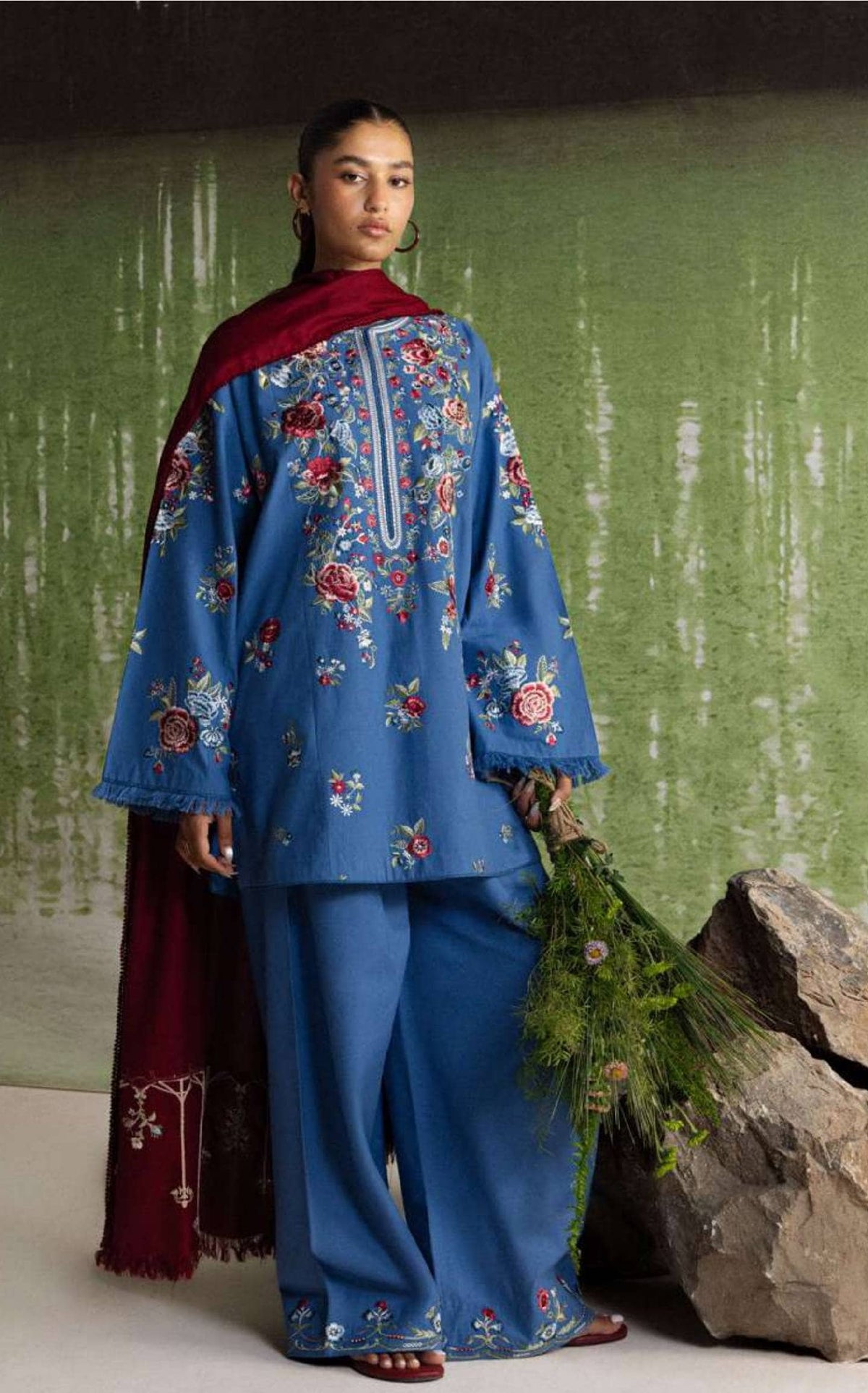 img_coco_embroidered_by_zara_shahjahan_awwal_boutique