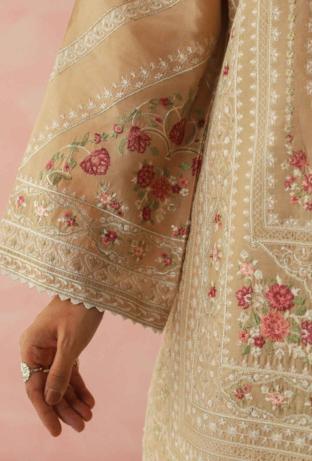 img_zara_shahjahan_lawn_23_awwal_boutique