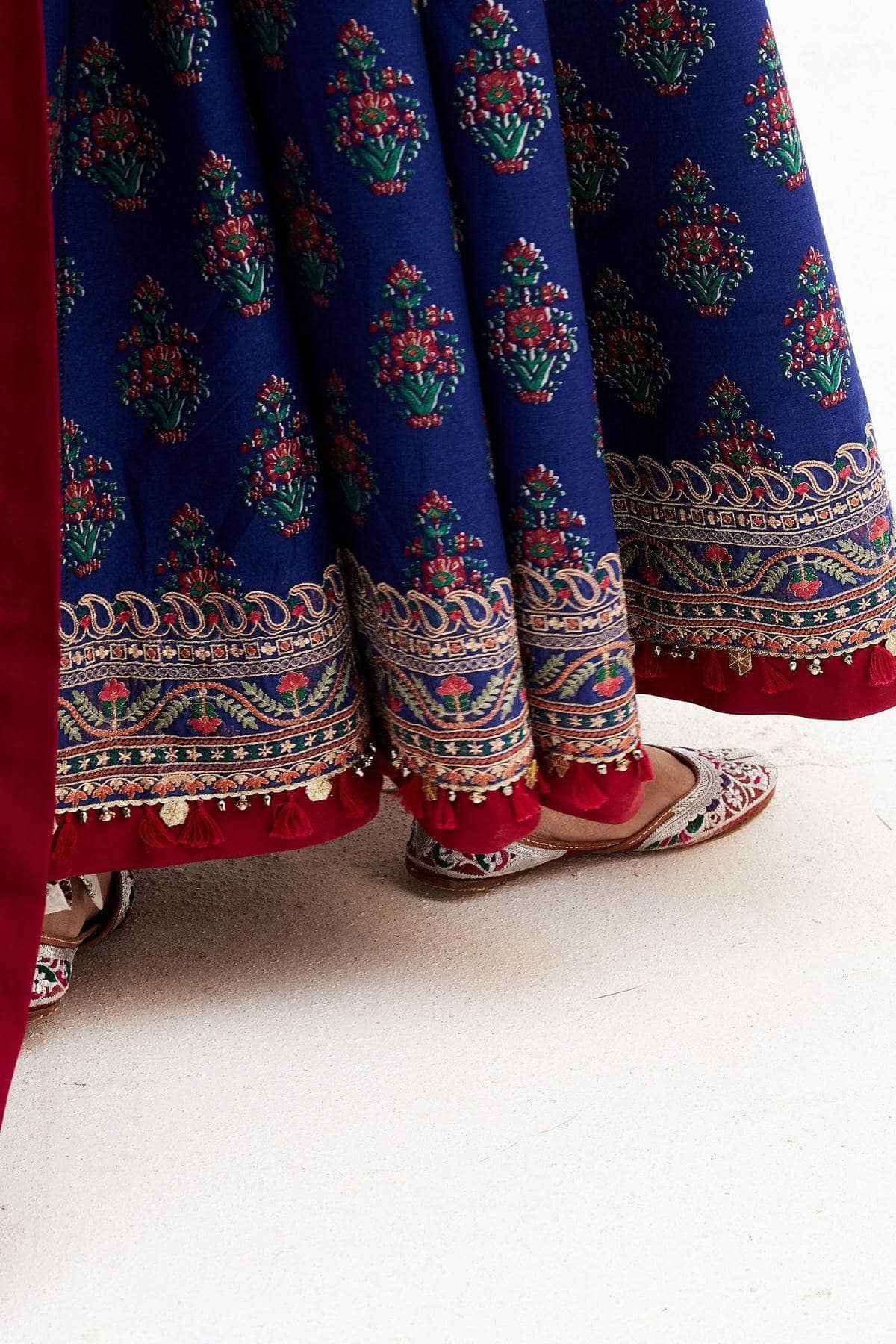 img_zara_shahjahan_lawn_24_awwal_boutique