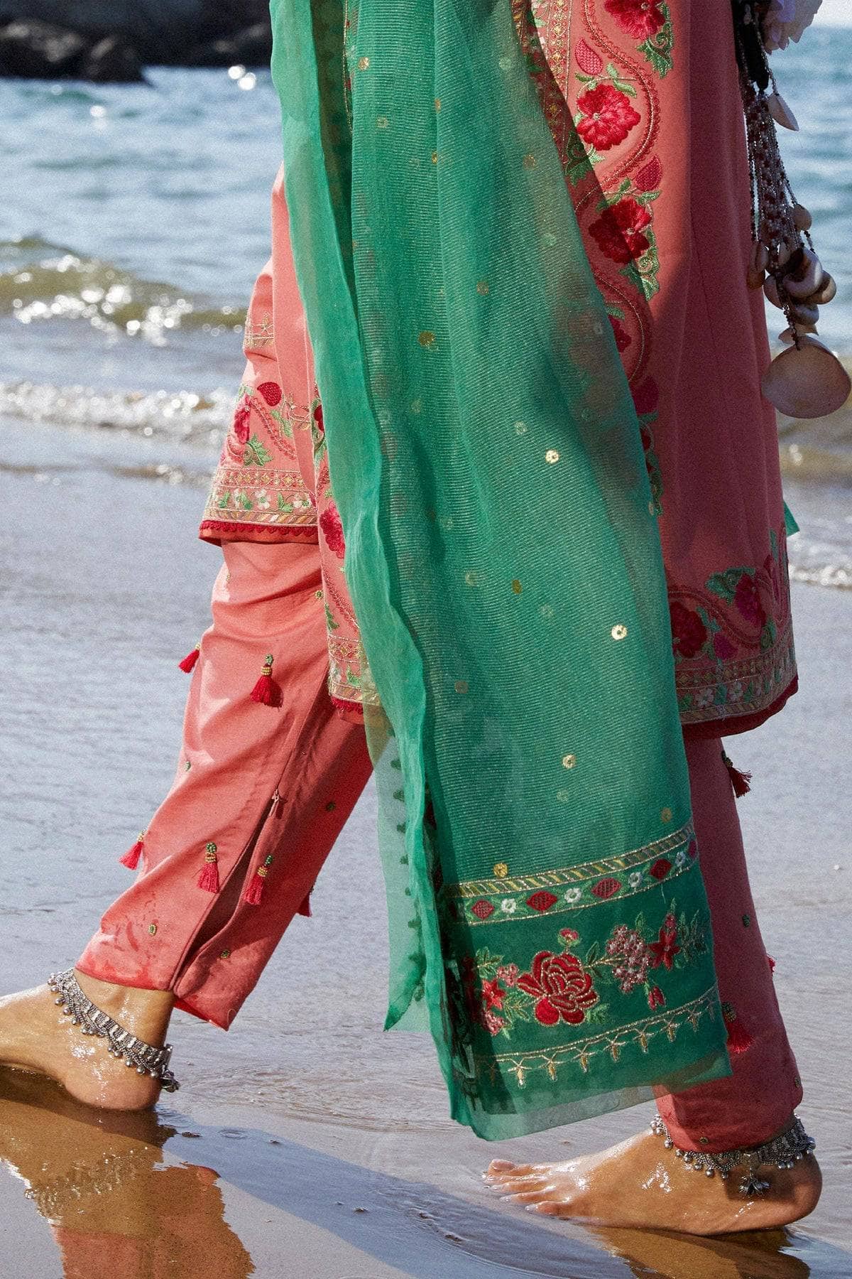 img_zara_shahjahan_lawn_24_awwal_boutique