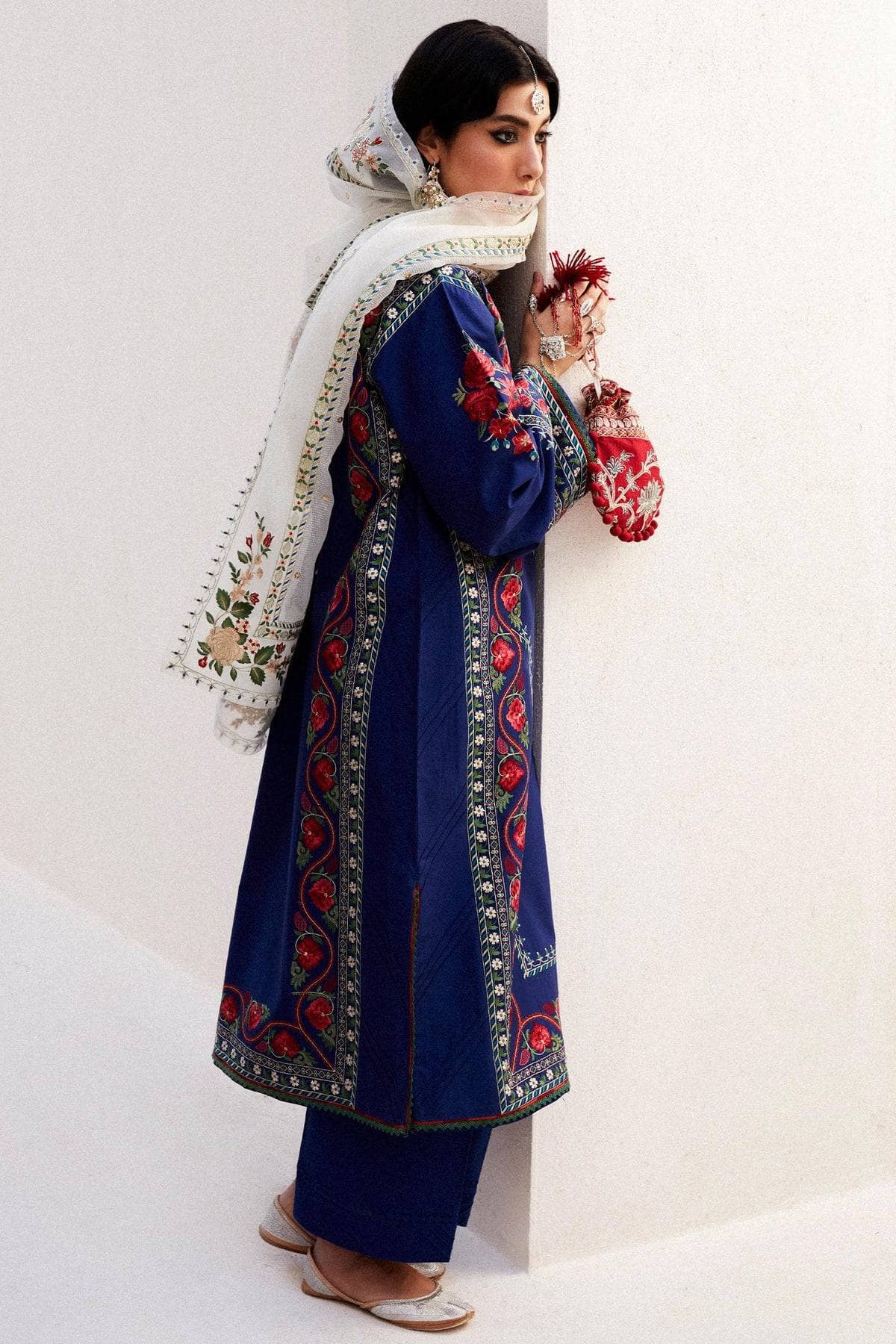 img_zara_shahjahan_lawn_24_awwal_boutique