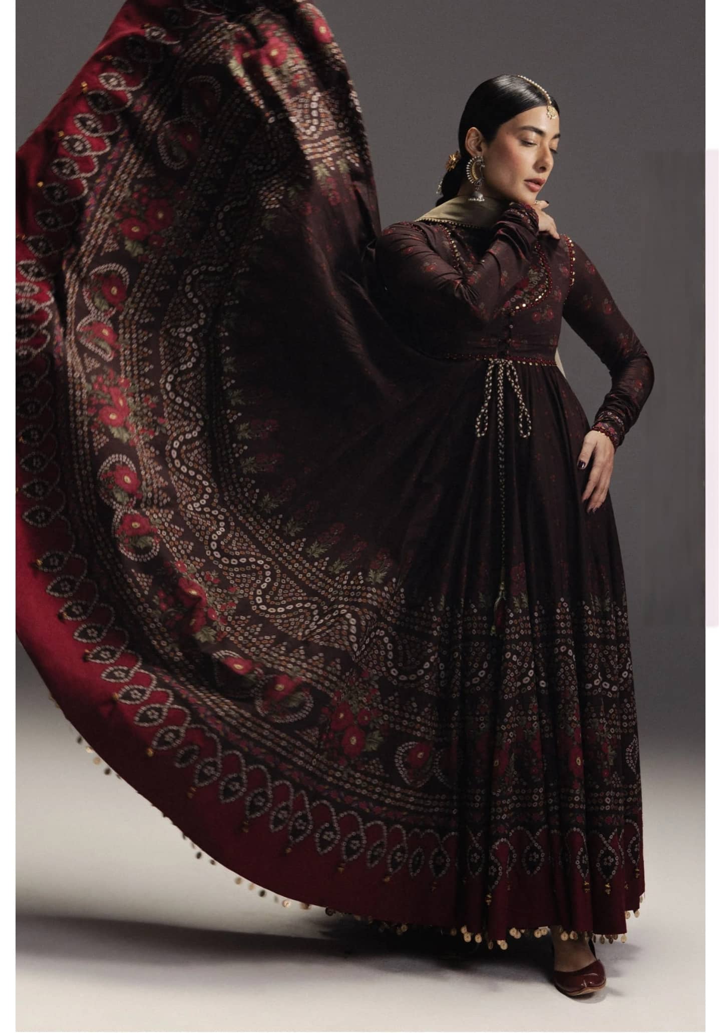 img_zara_shahjahan_anarkali_lawn_awwal_boutique