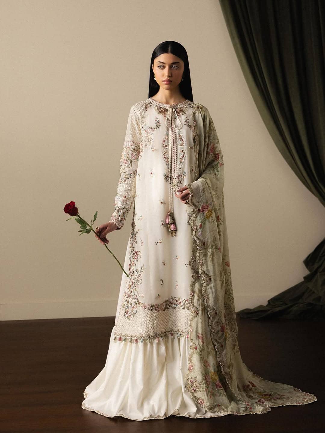 img_zara_shahjahan_satori_prints_awwal_boutique