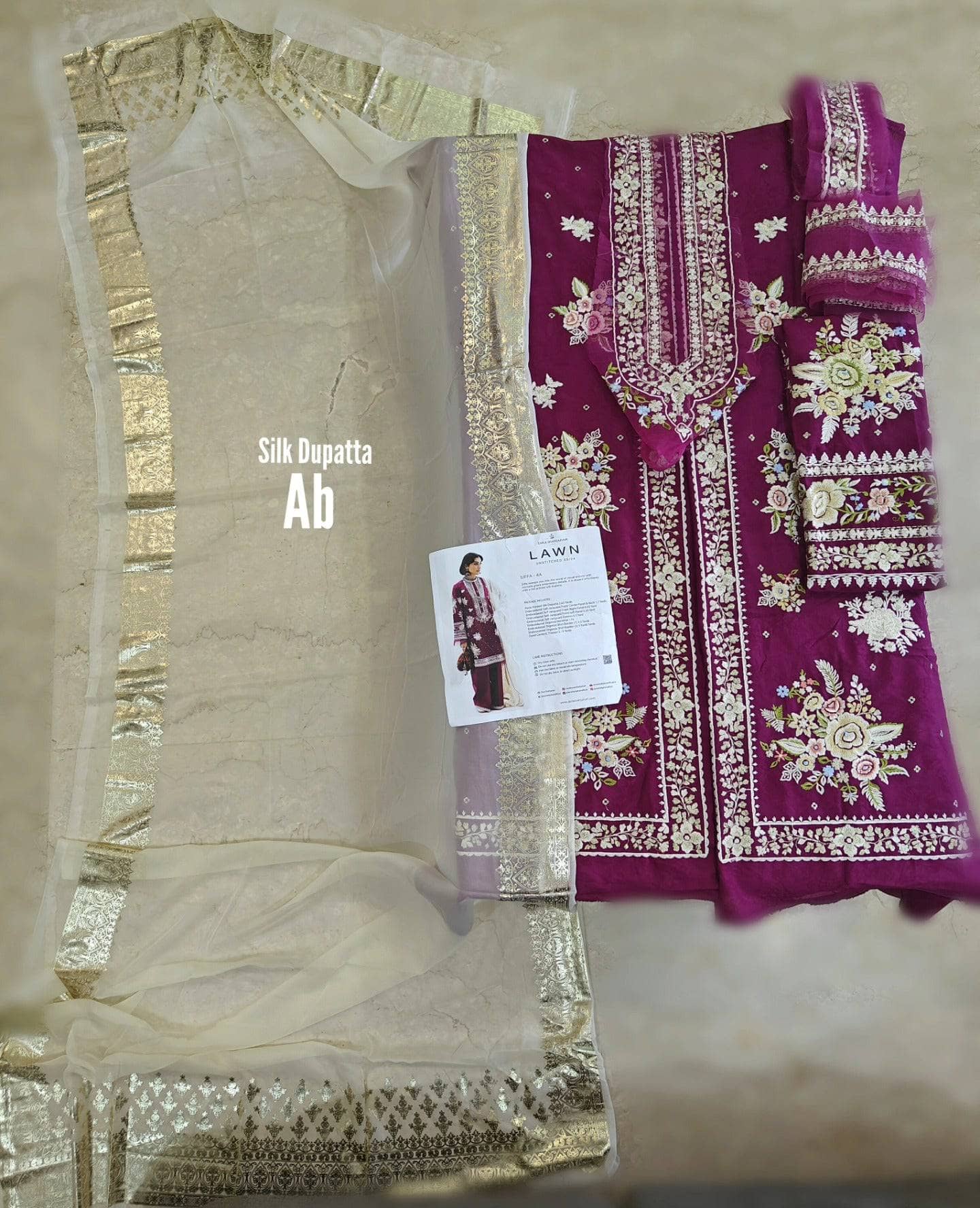 img_zara_shahjahn_lawn_24_awwal_boutique