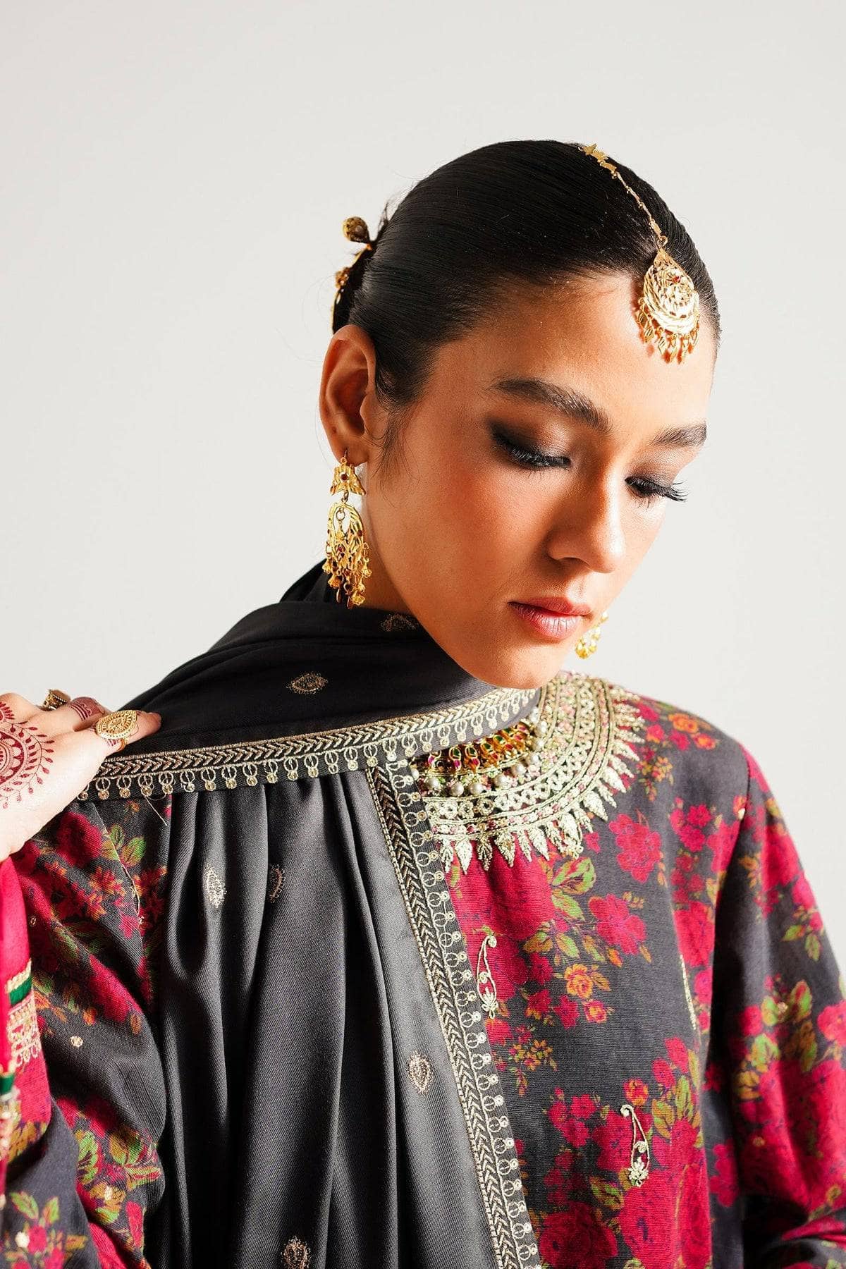 Restocked/Zara Shahjahan Winter 23/D 3