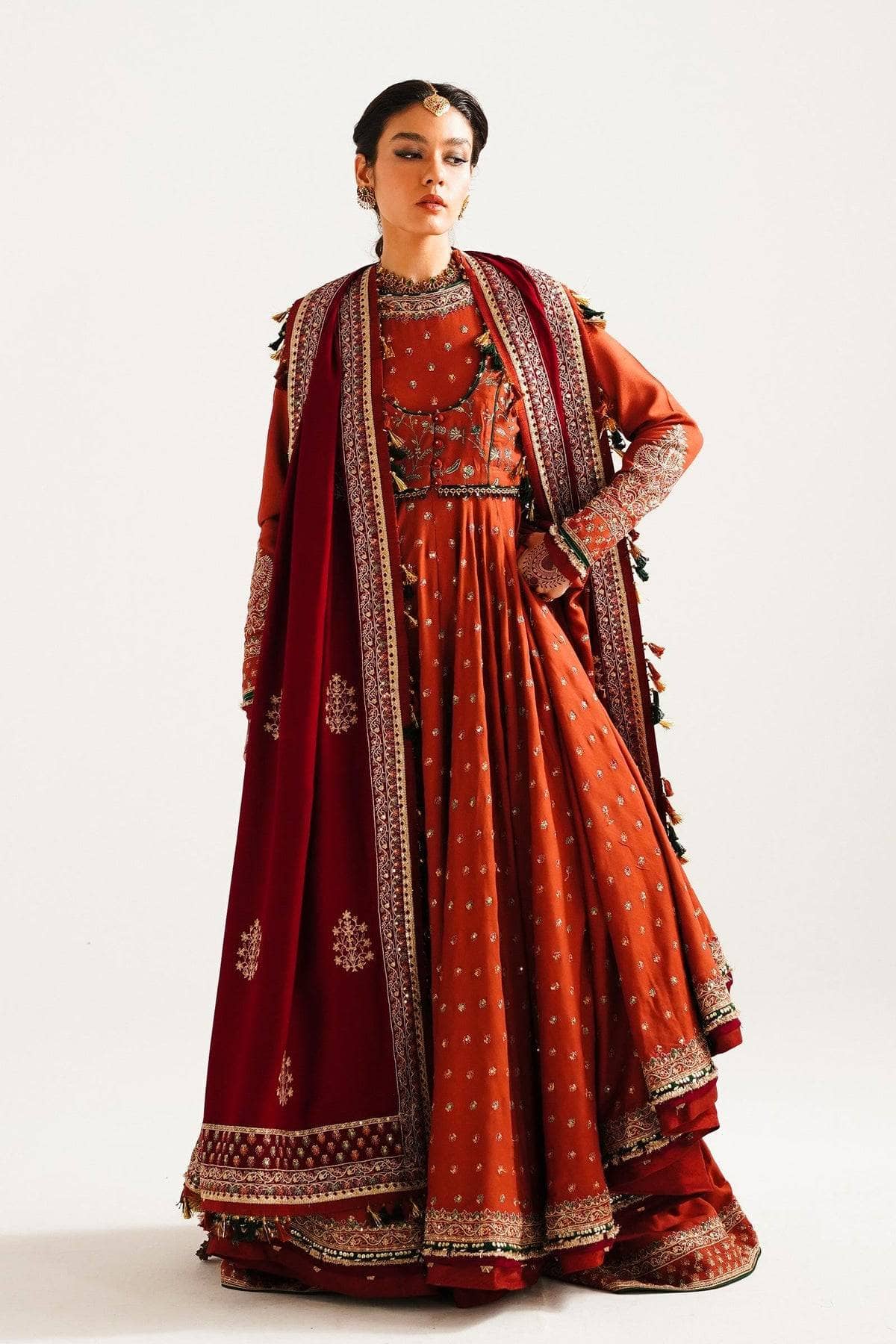 img_zara_shahjahan_winter_23_awwal_boutique