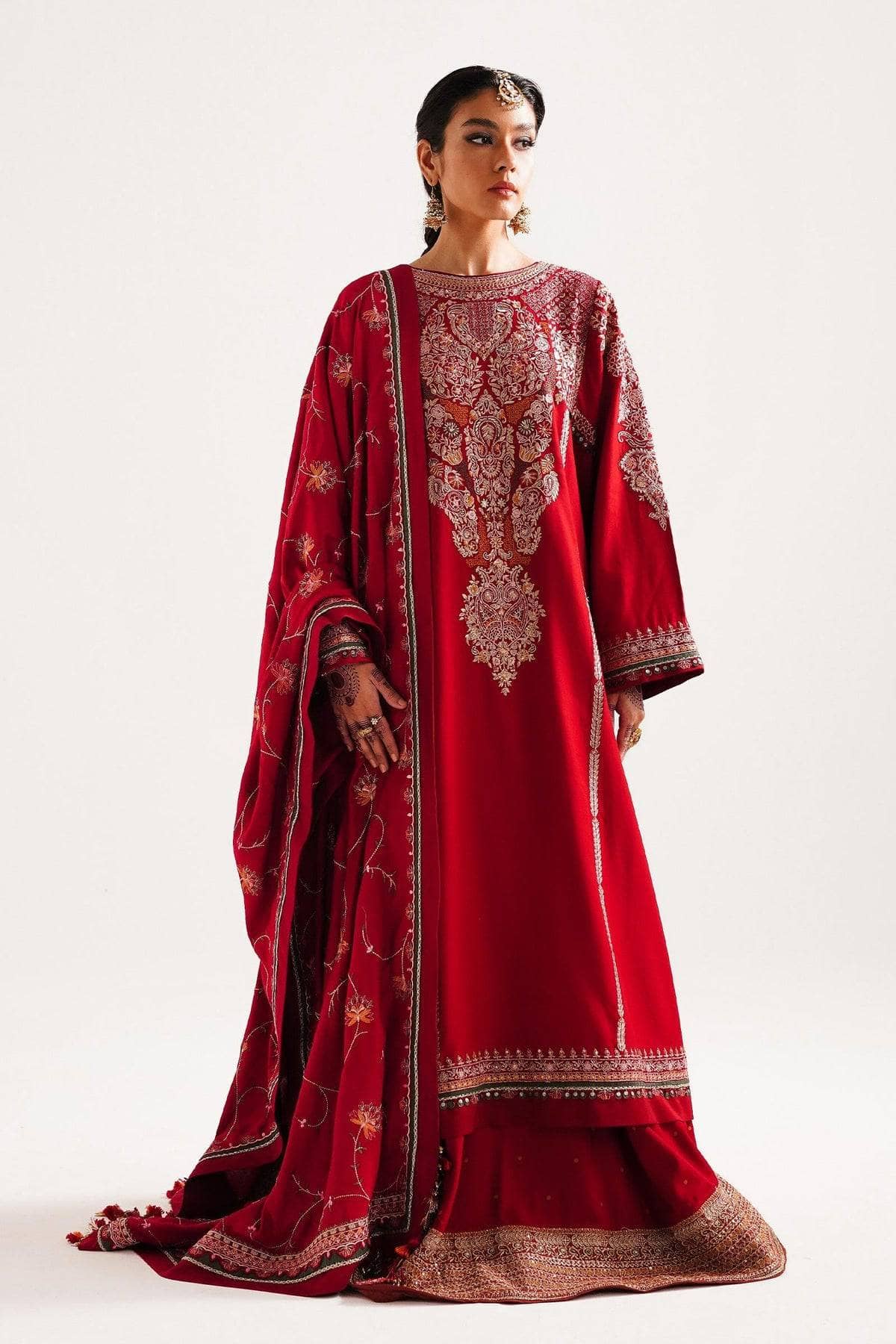 img_zara_shahjahan_winter_23_awwal_boutique