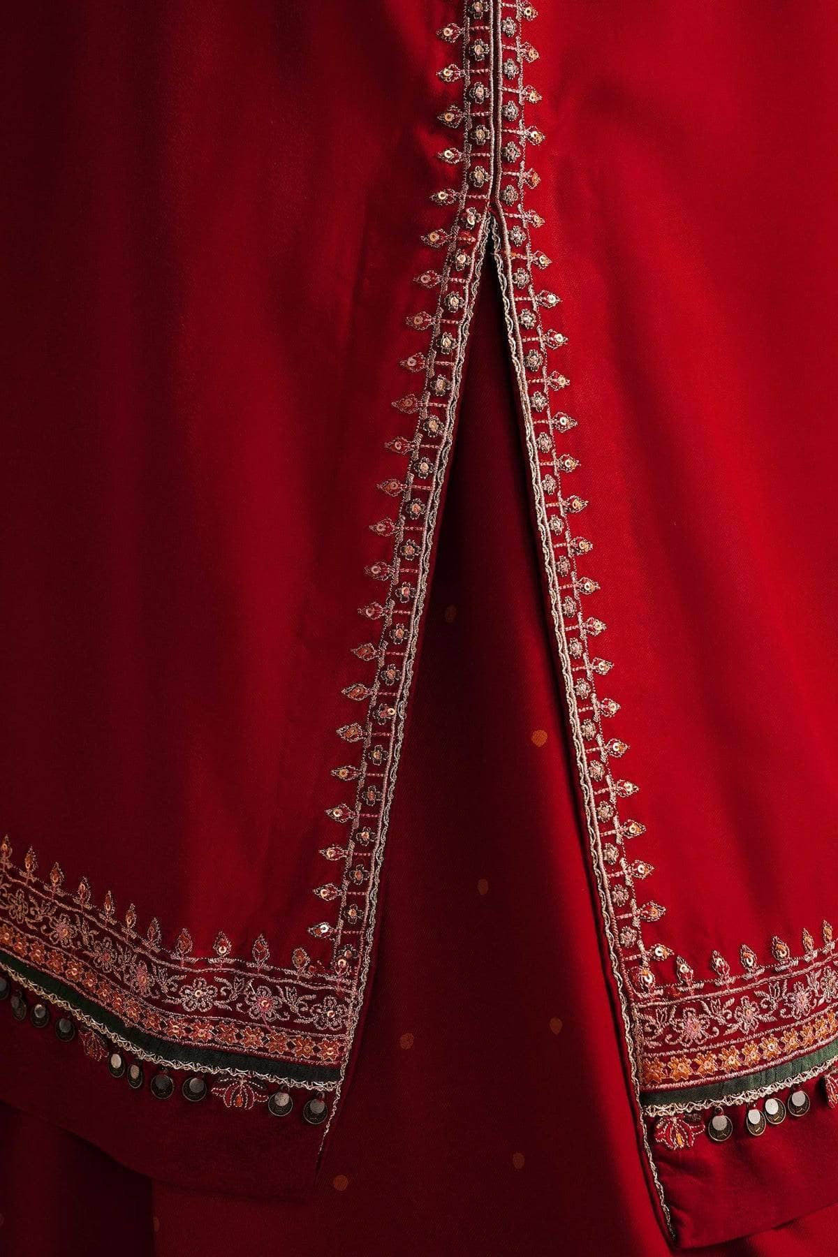 img_zara_shahjahan_winter_23_awwal_boutique