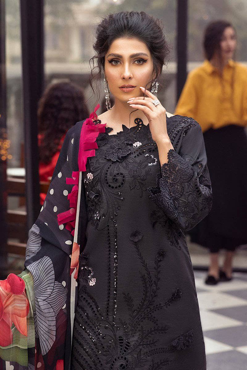 img_mushq_luxury_lawn_2021_awwal_boutique