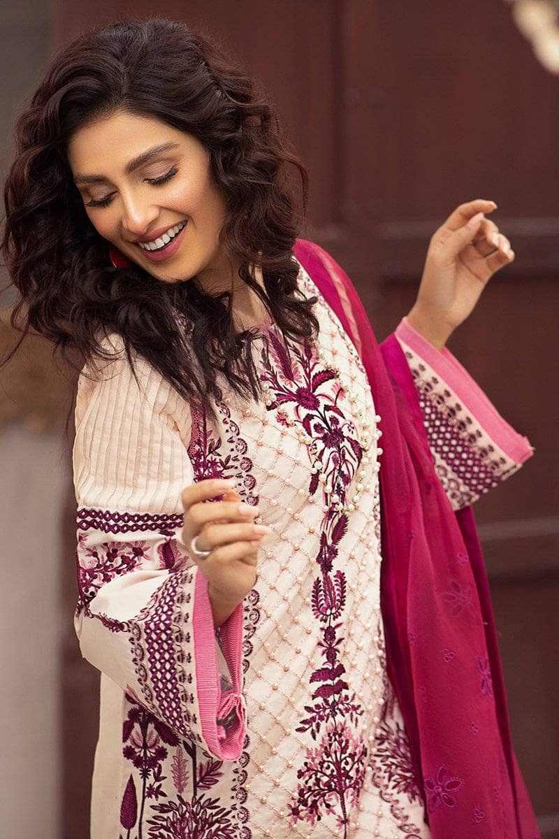 img_mushq_luxury_lawn_2021_awwal_boutique