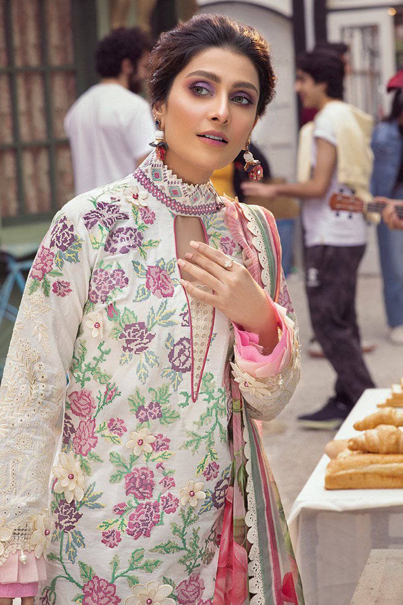 img_mushq_luxury_lawn_2021_awwal_boutique