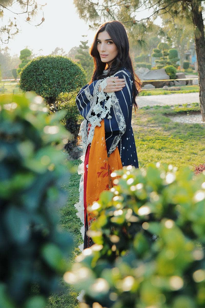 img_mohsin_naveed_ranjha_nau_bahaar_awwal_boutique