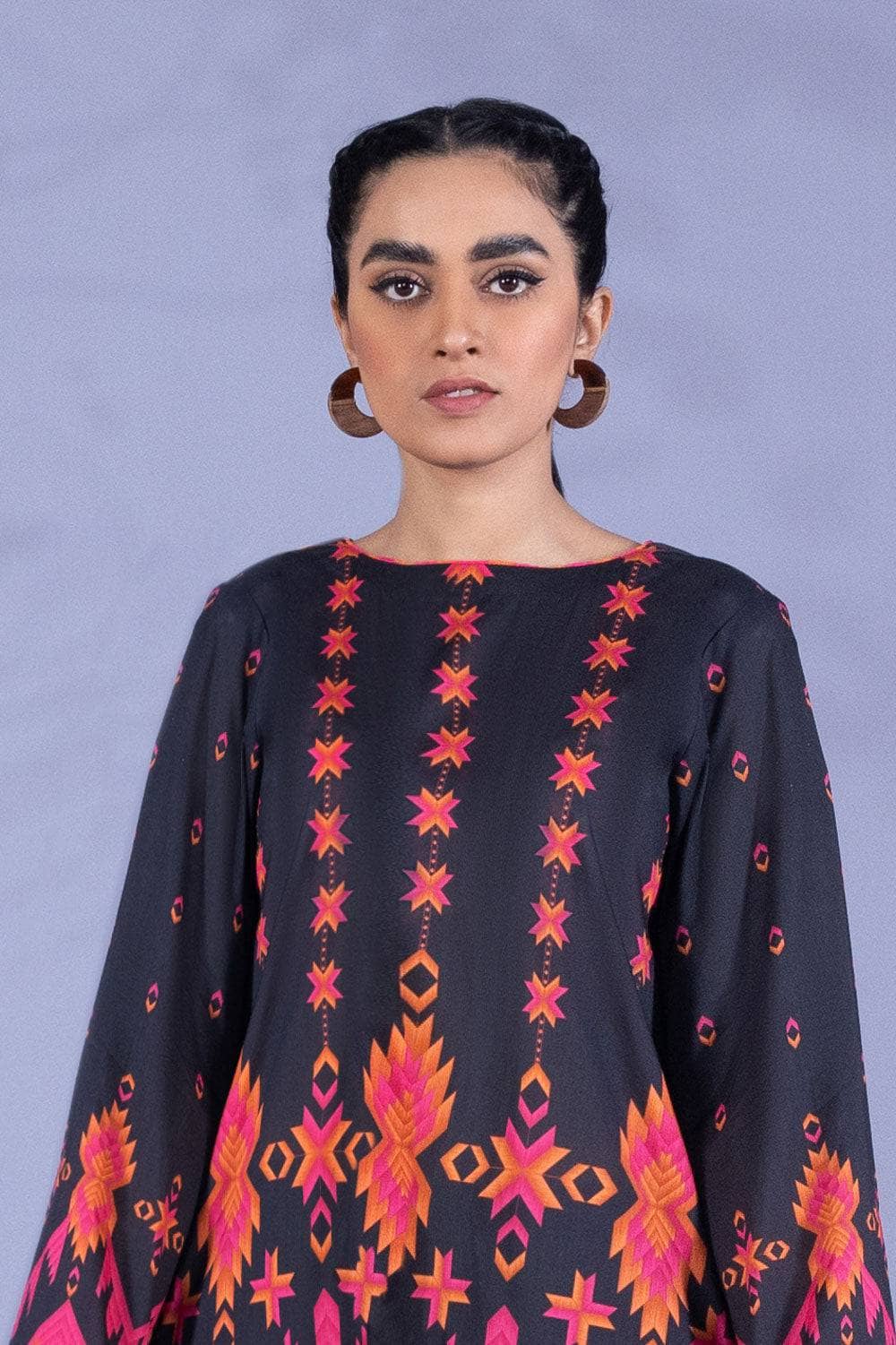 Img_sapphire_lawn_22_awwal_boutique