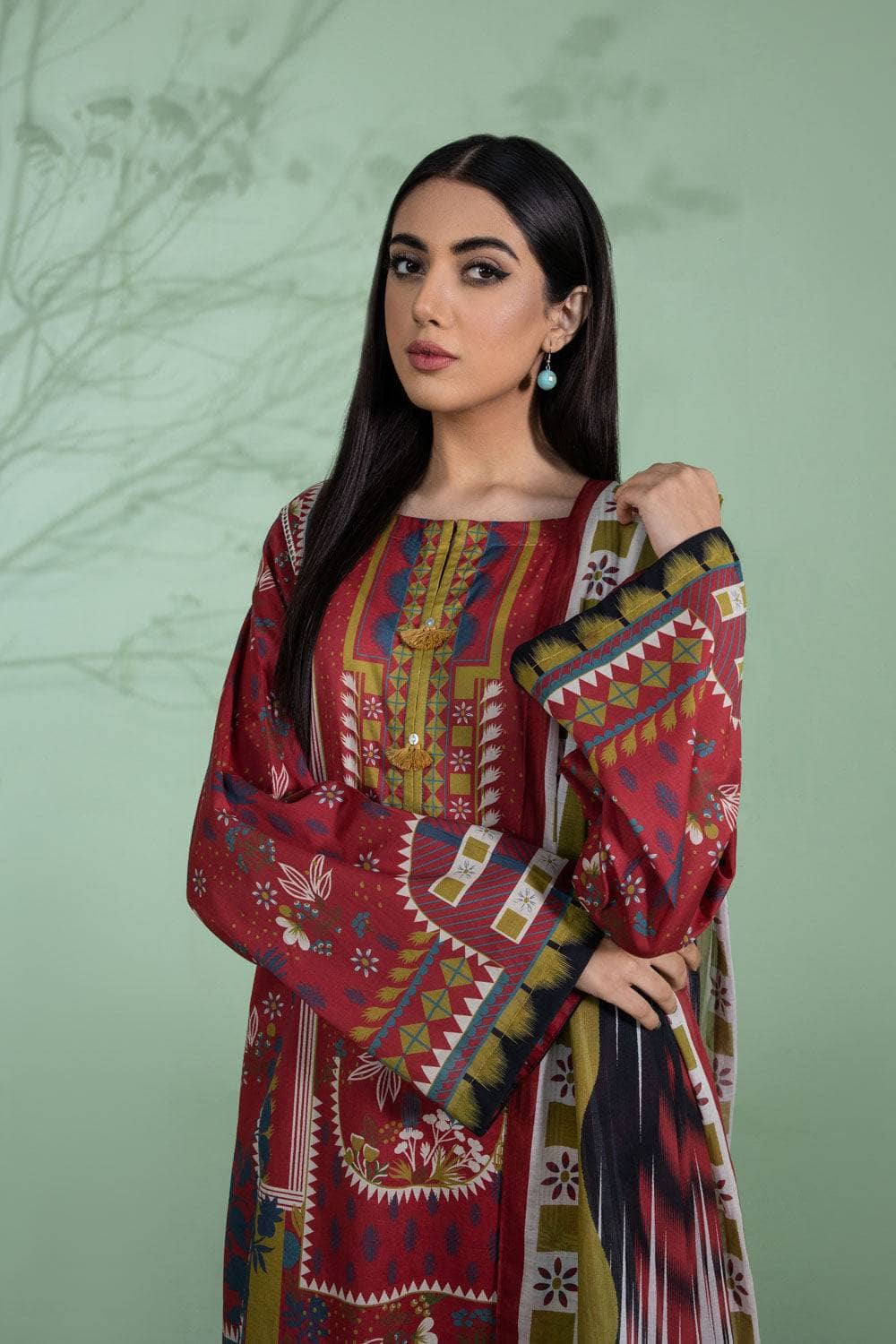 Img_sapphire_lawn_22_awwal_boutique