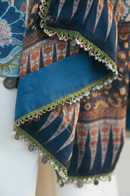 img_zara_shahjahan_lawn_garden_of_love_2020_awwal_boutique