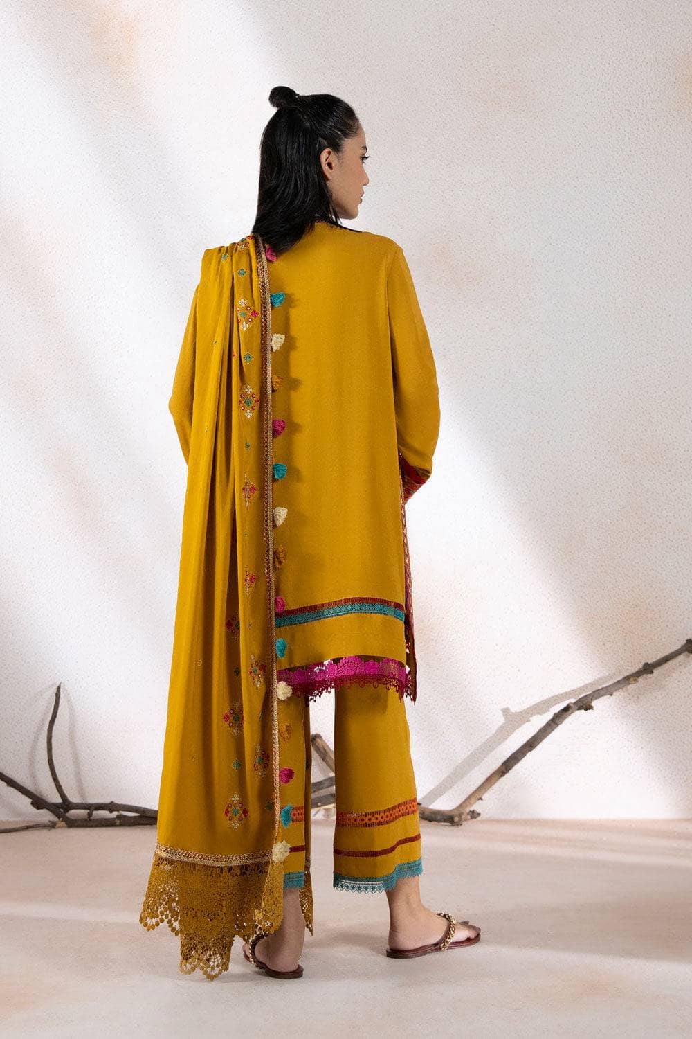 img_sappahire_winter_collection_awwal_boutique